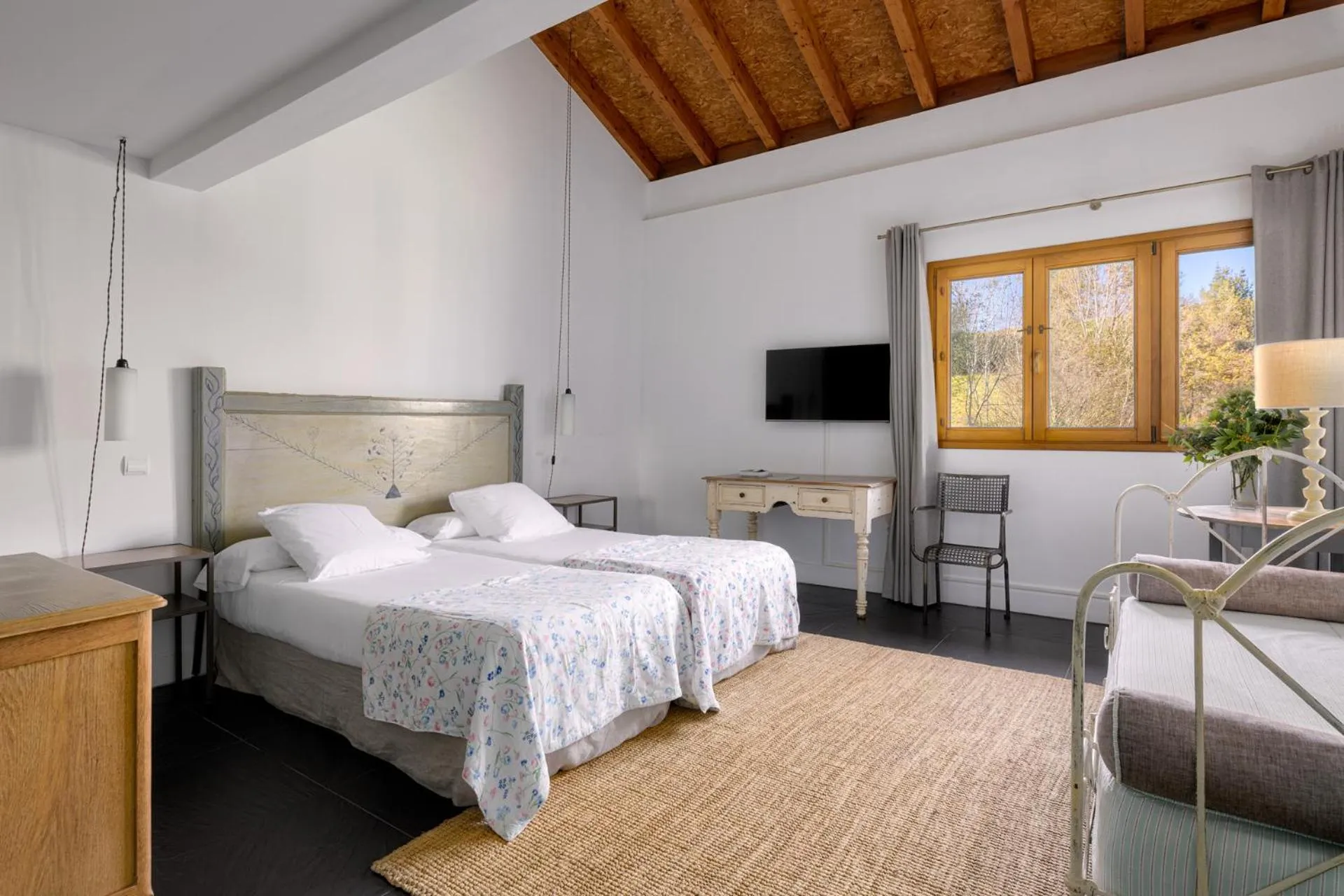 Photo of the whole room, Bed in Casa Rural Errota-Barri