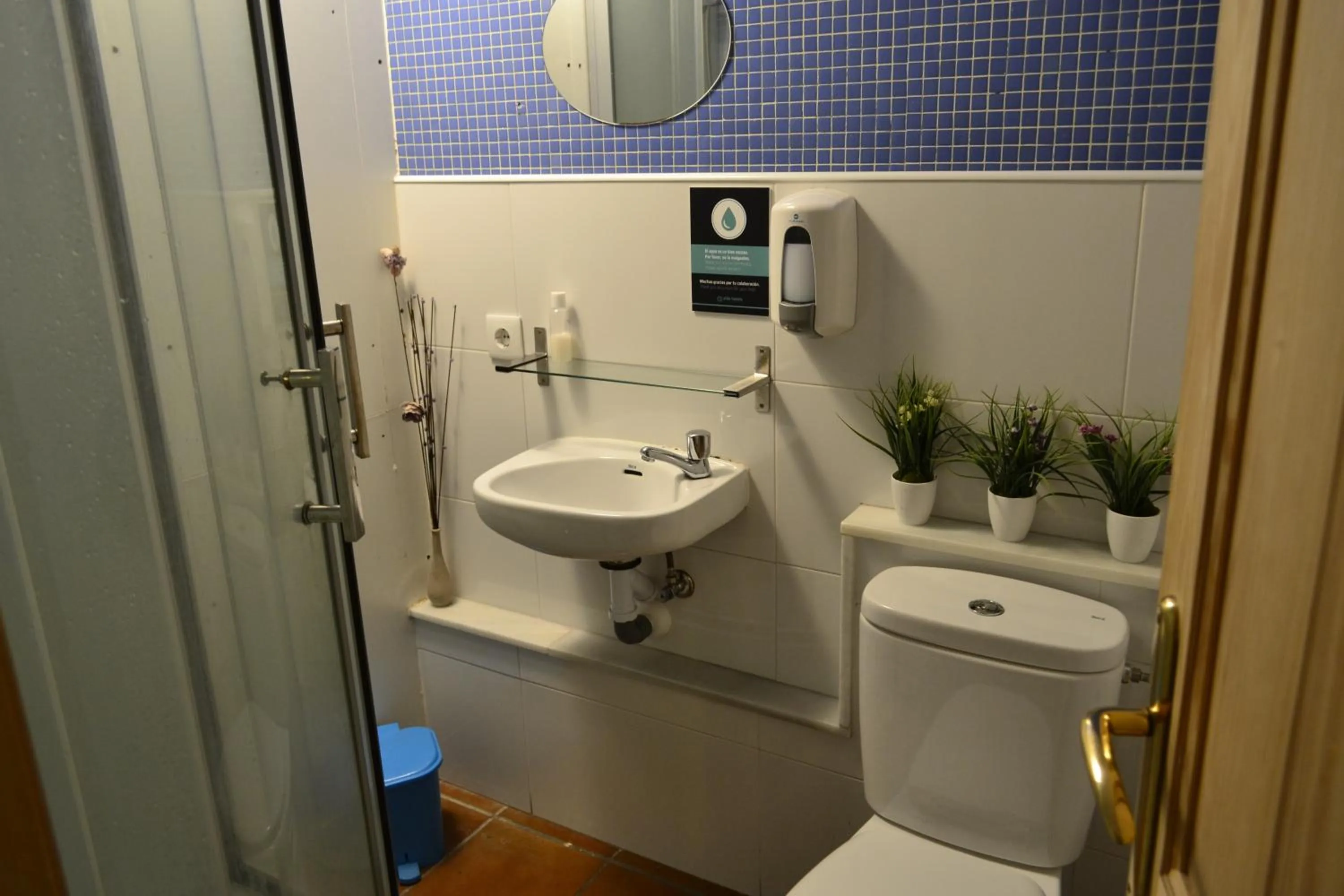 Bathroom in Albergue O Fogar de Teodomiro