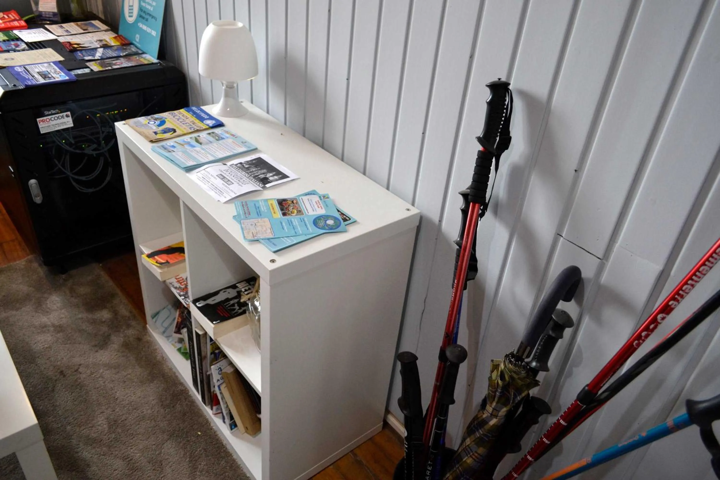 Communal lounge/ TV room in Albergue O Fogar de Teodomiro