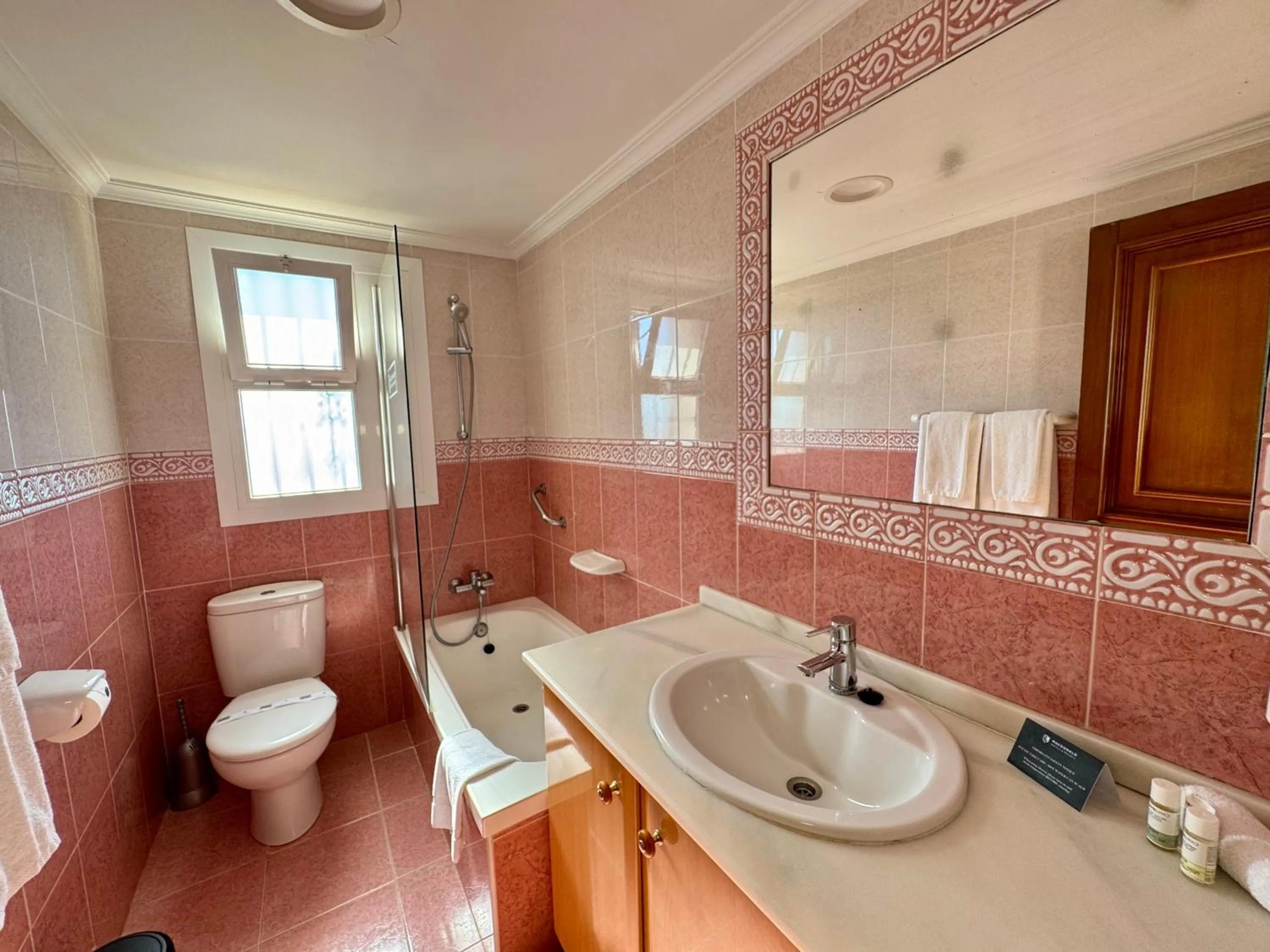 Bathroom in Macdonald Leila Playa Resort