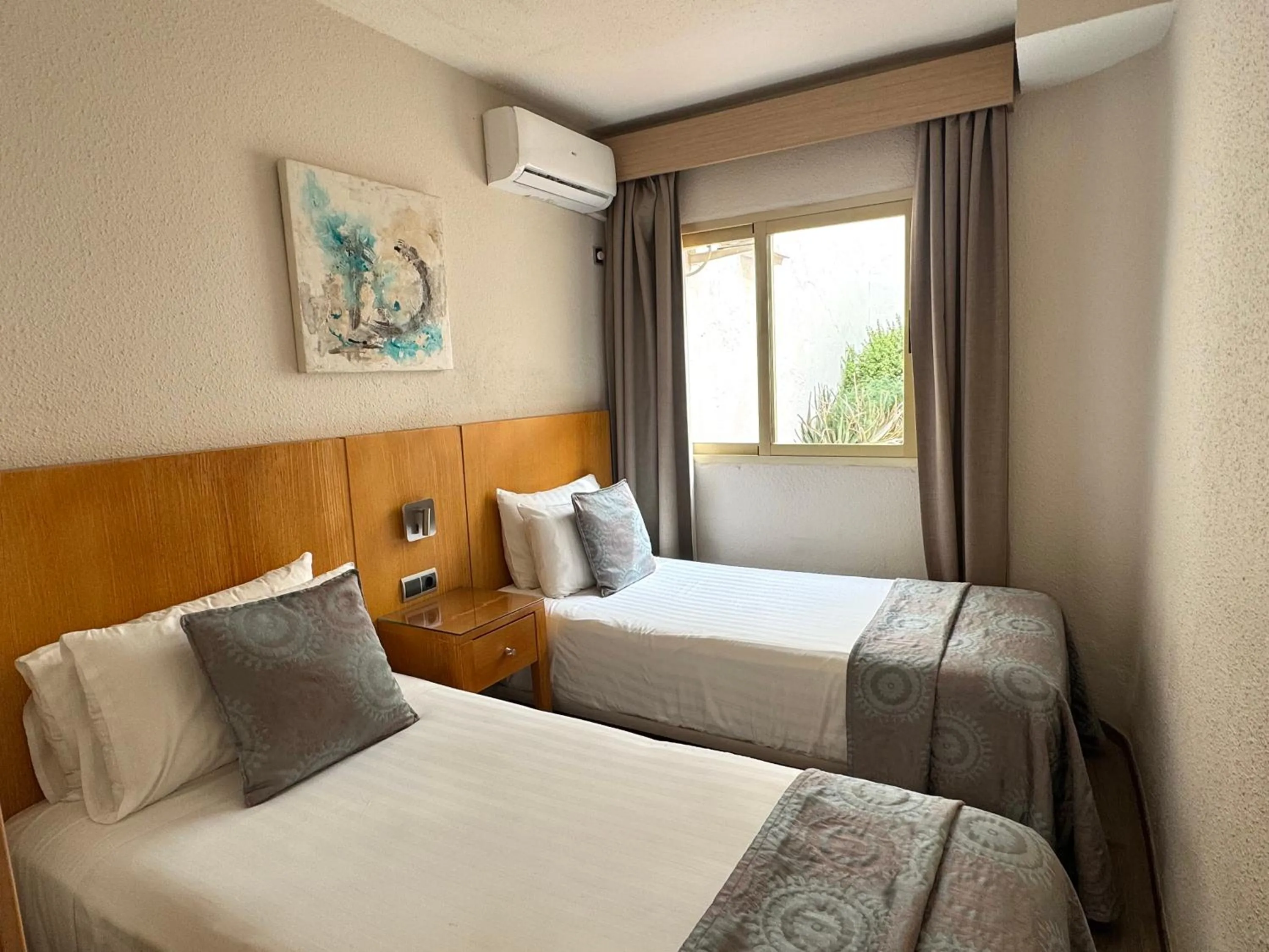 Bedroom, Bed in Macdonald Leila Playa Resort