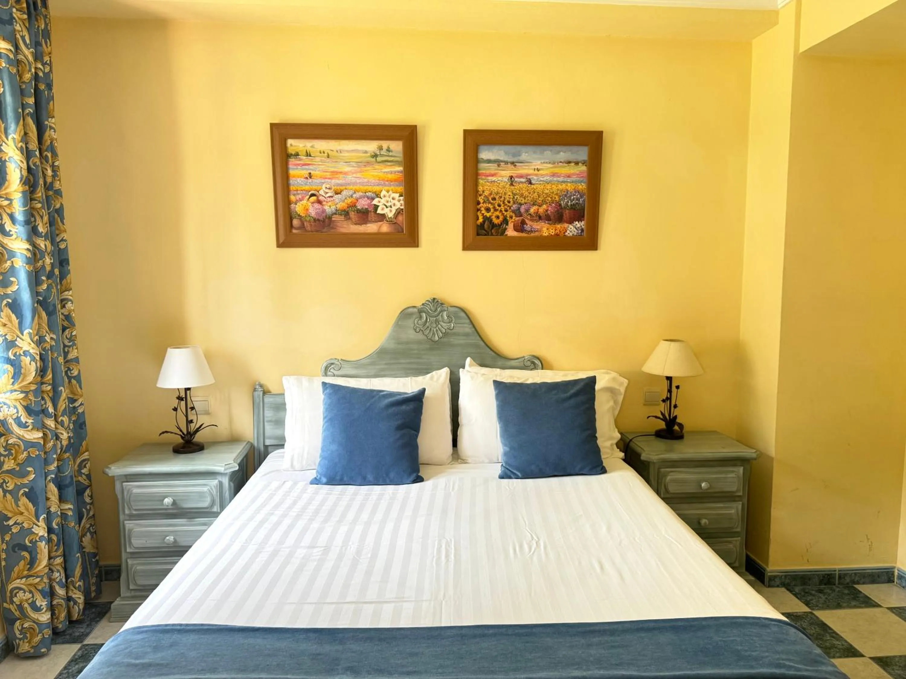 Bedroom, Bed in Macdonald Leila Playa Resort