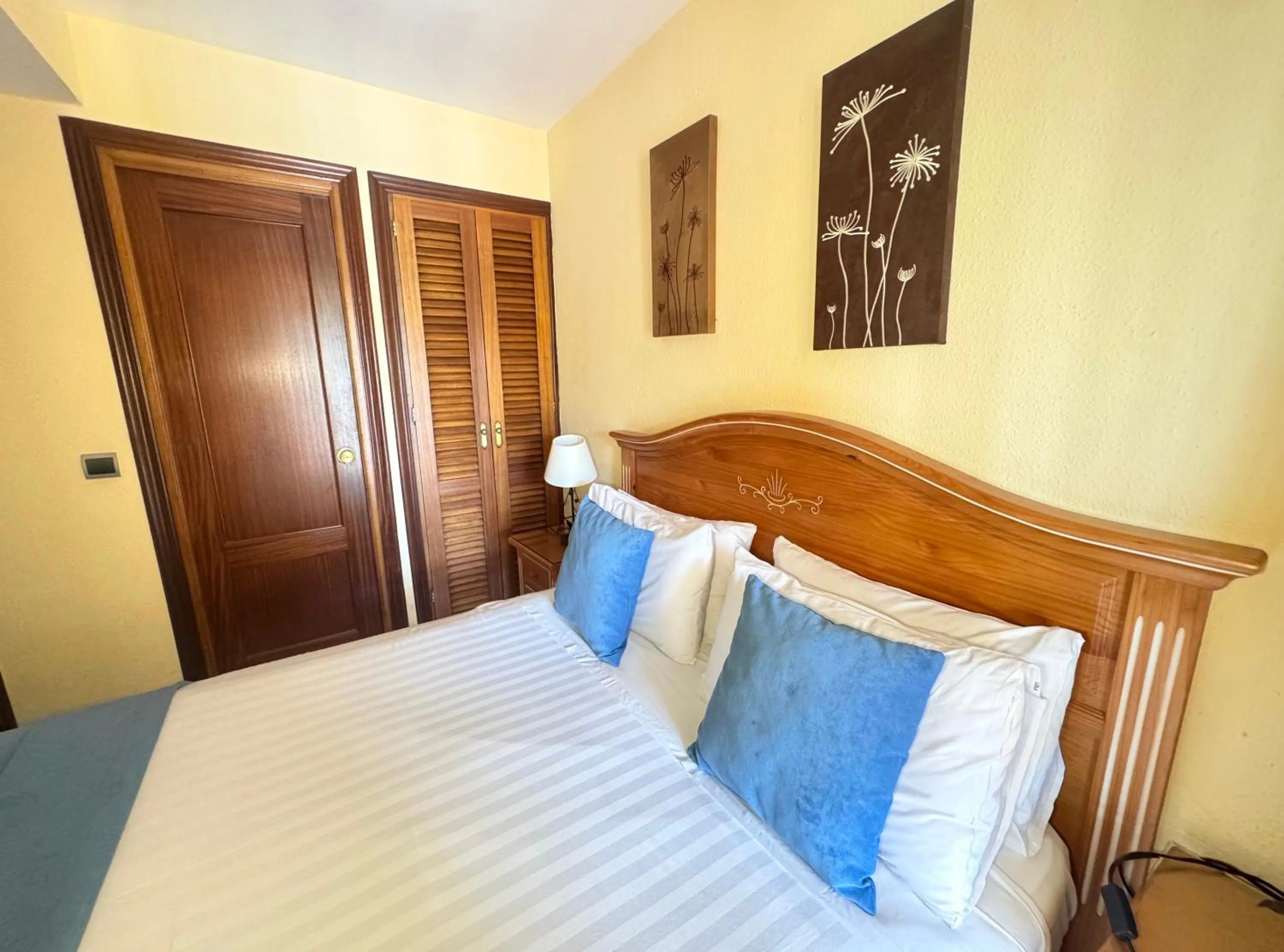 Bedroom, Bed in Macdonald Leila Playa Resort