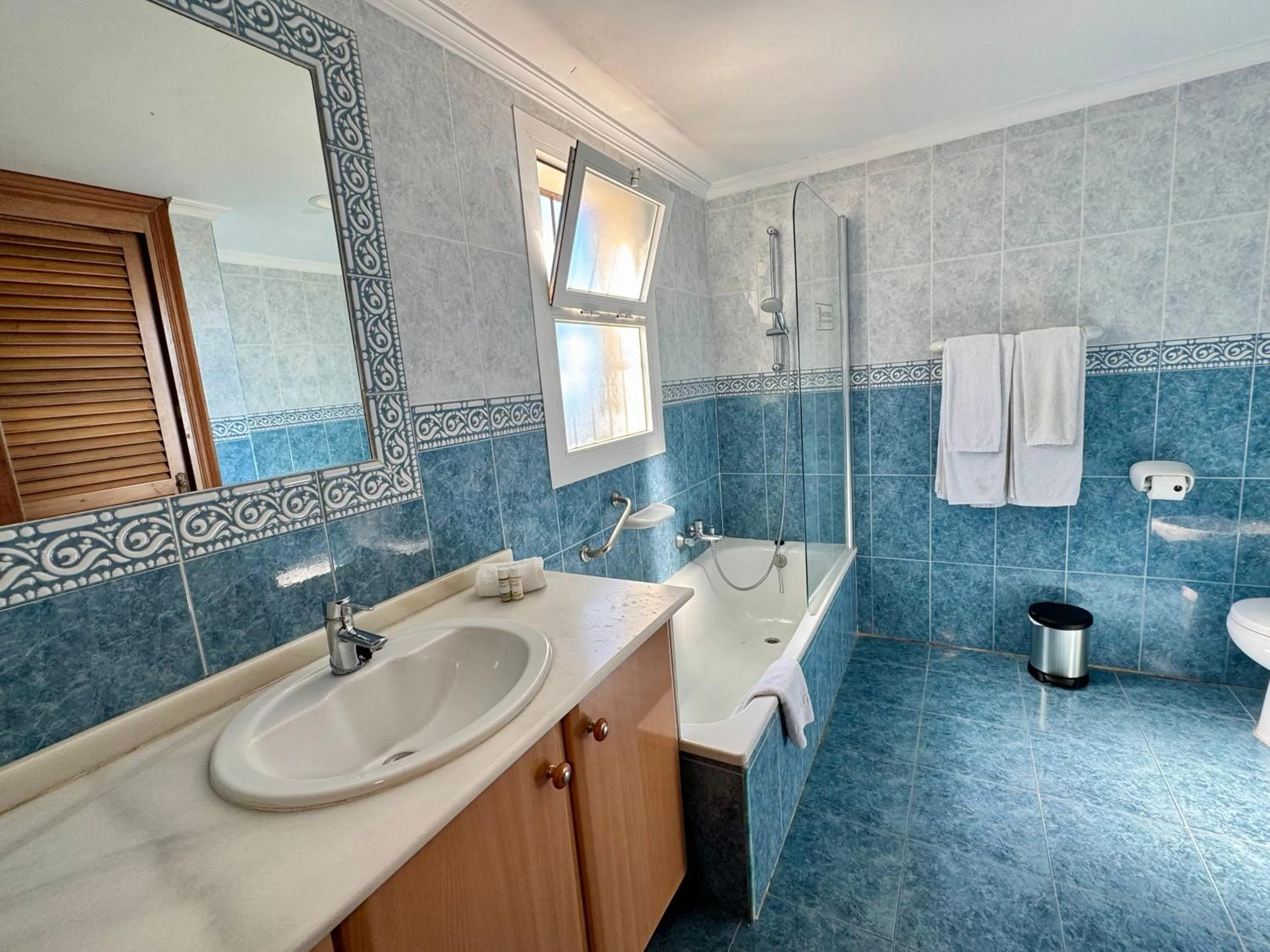 Bathroom in Macdonald Leila Playa Resort