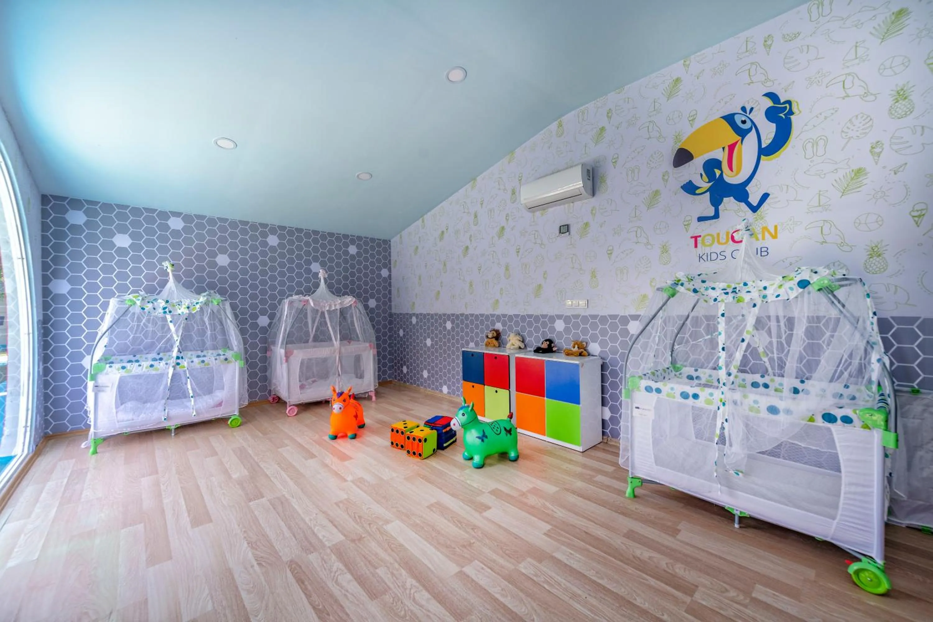 Children play ground in Amara Comfort Resort