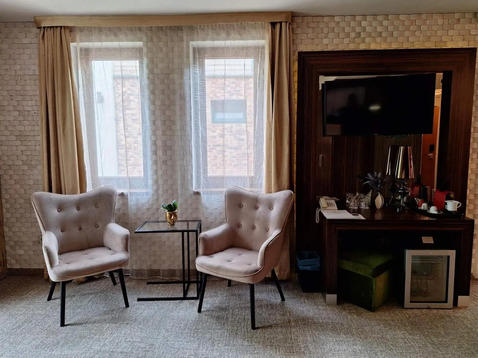 Seating area in Duna Garden Hotel