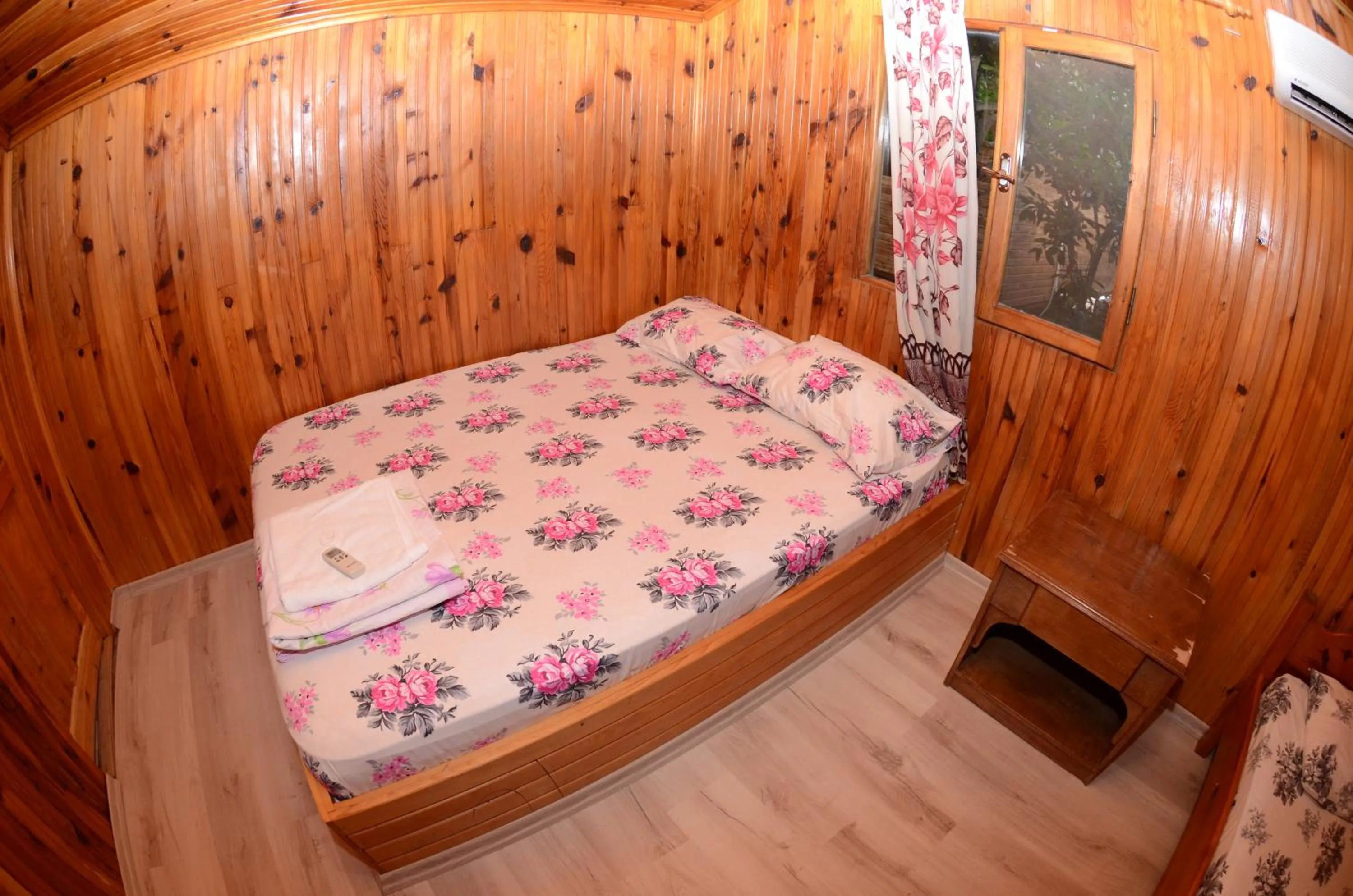Bed in Olympos Camlık Pension