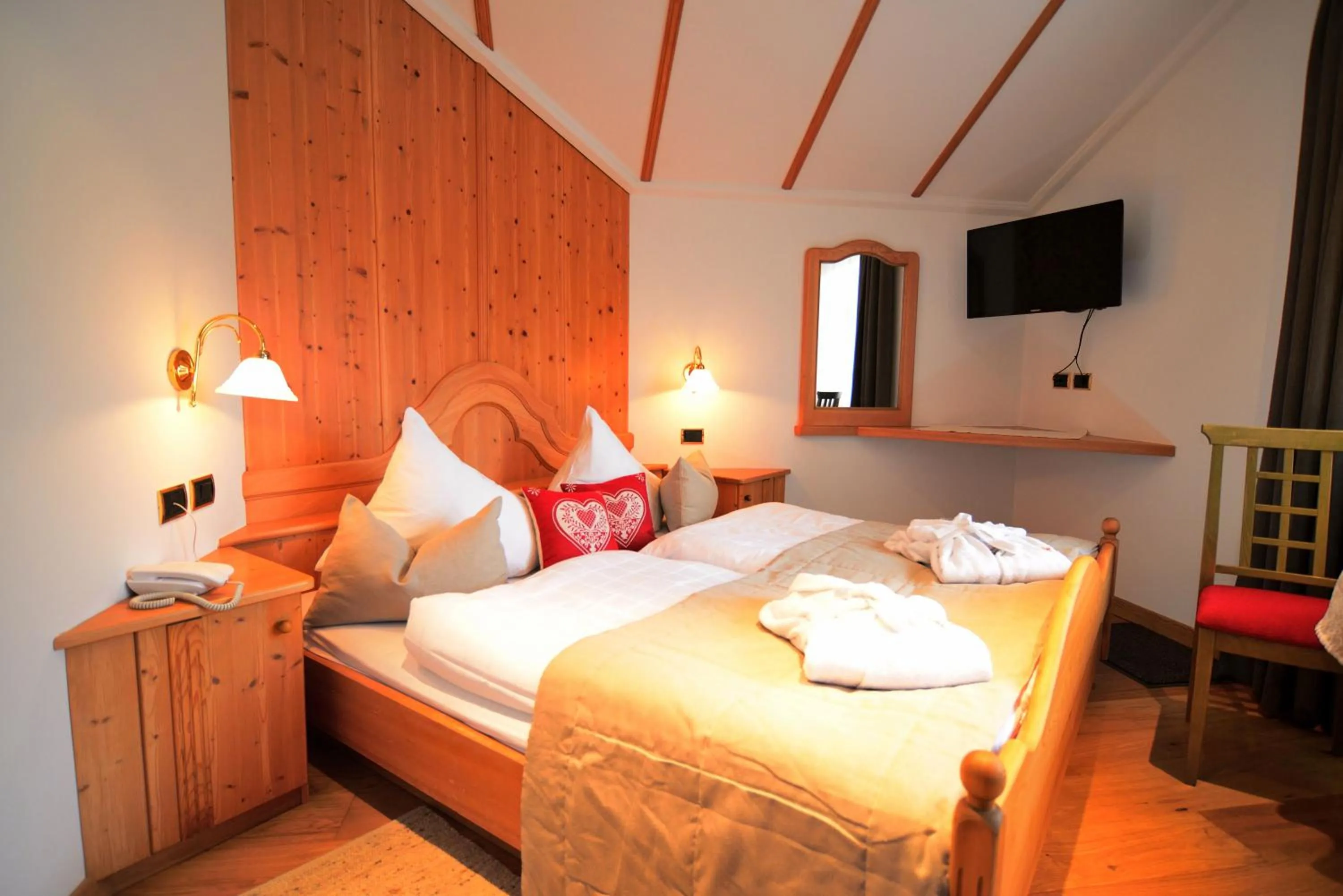 Photo of the whole room, Bed in Hotel Brunnerhof