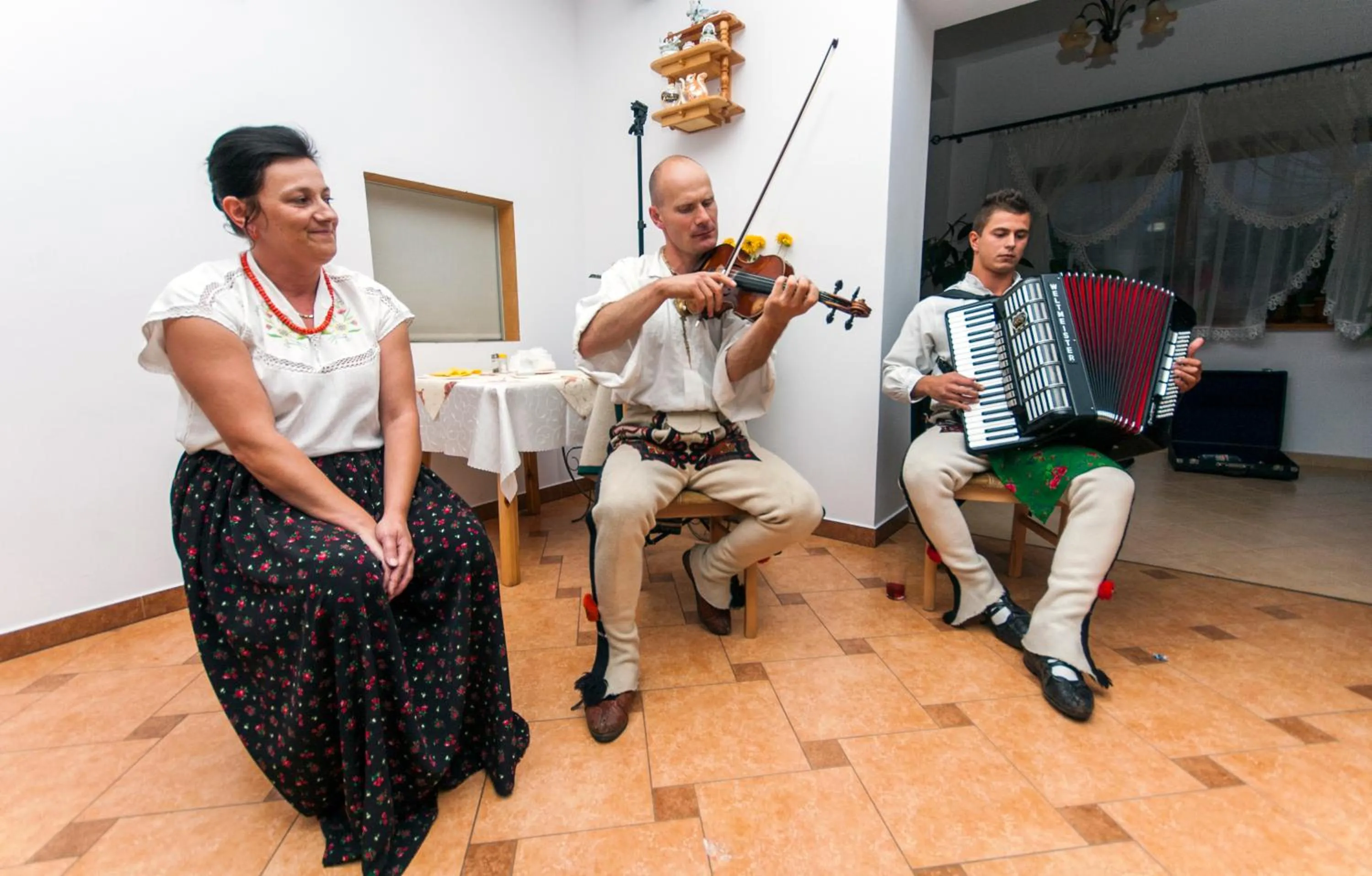 Entertainment in Willa Halinka