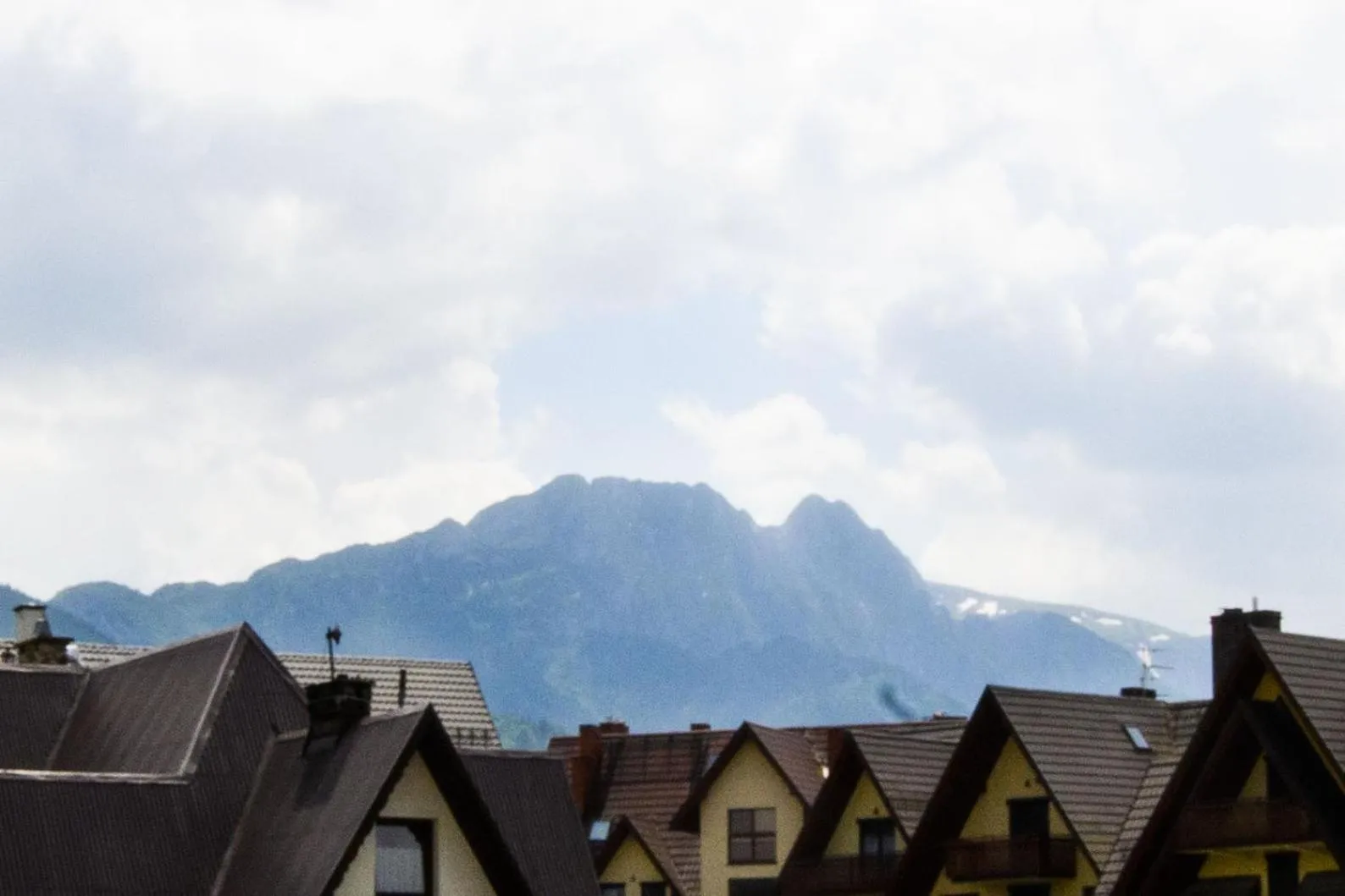 Mountain view in Willa Halinka