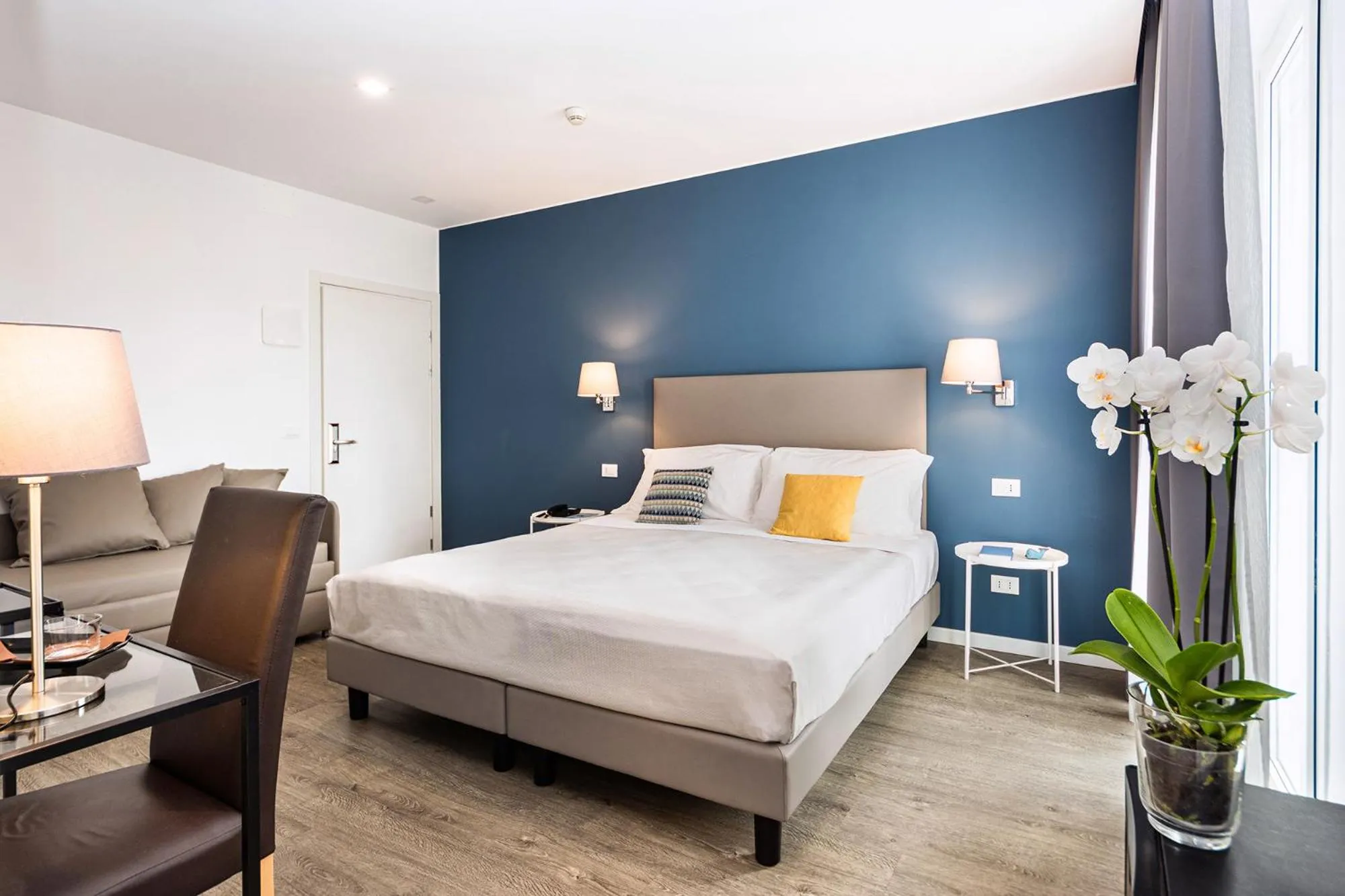 Photo of the whole room, Bed in Hotel Aurora