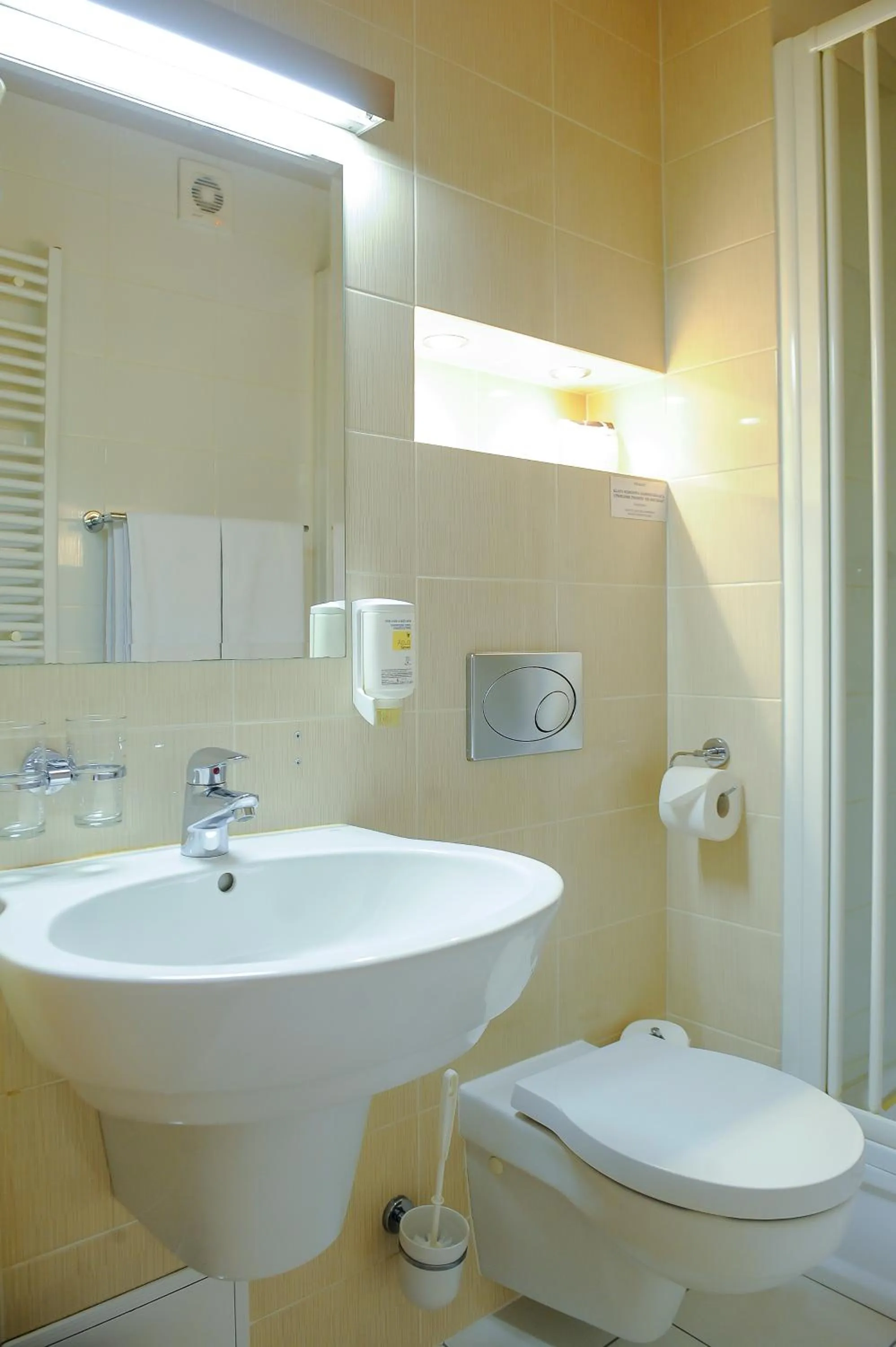 Bathroom in Hotel Pozyton