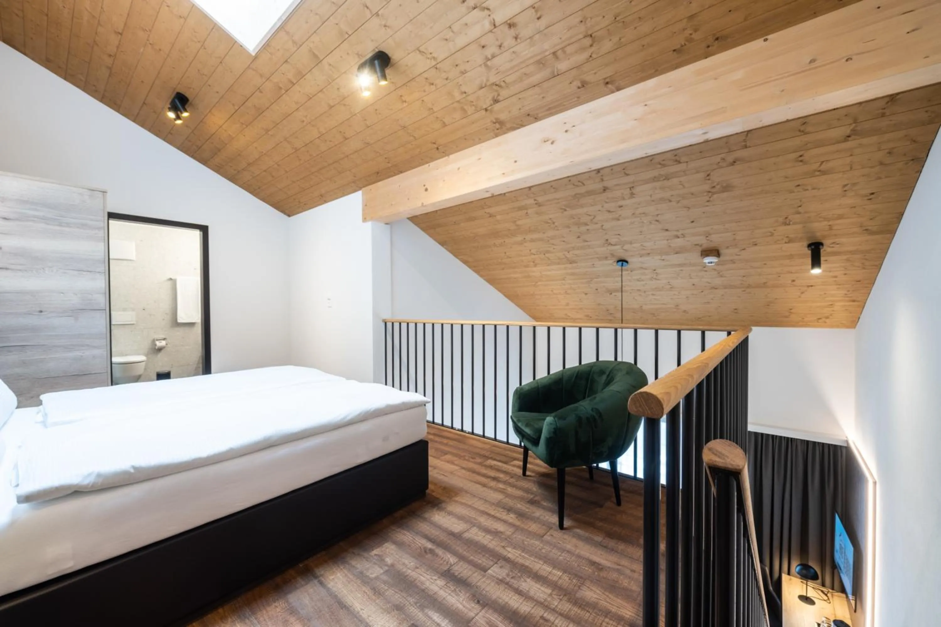 Bedroom, Bed in Hotel Krone - Aktiv & Erholt