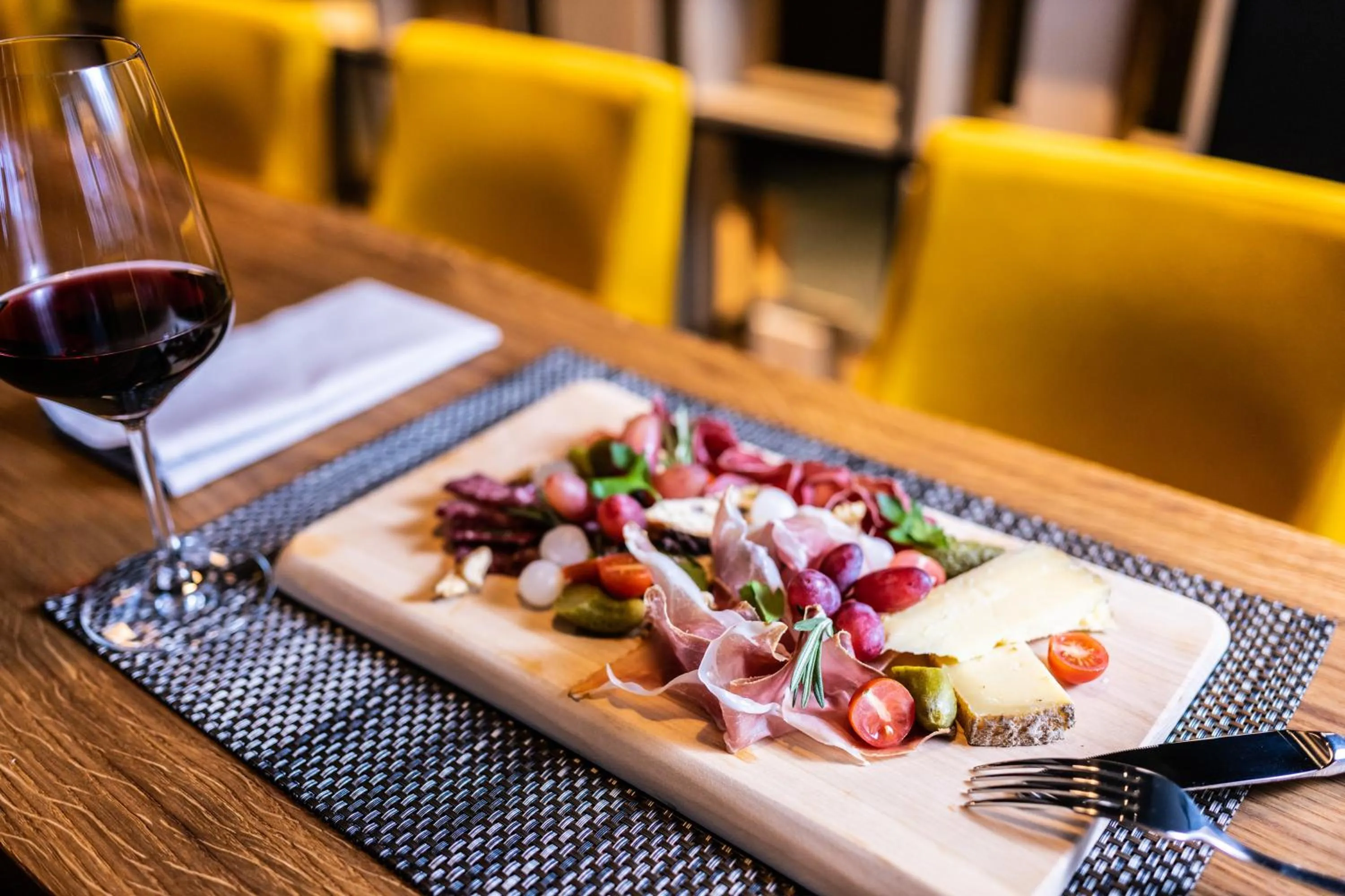 Food and drinks in Hotel Krone - Aktiv & Erholt