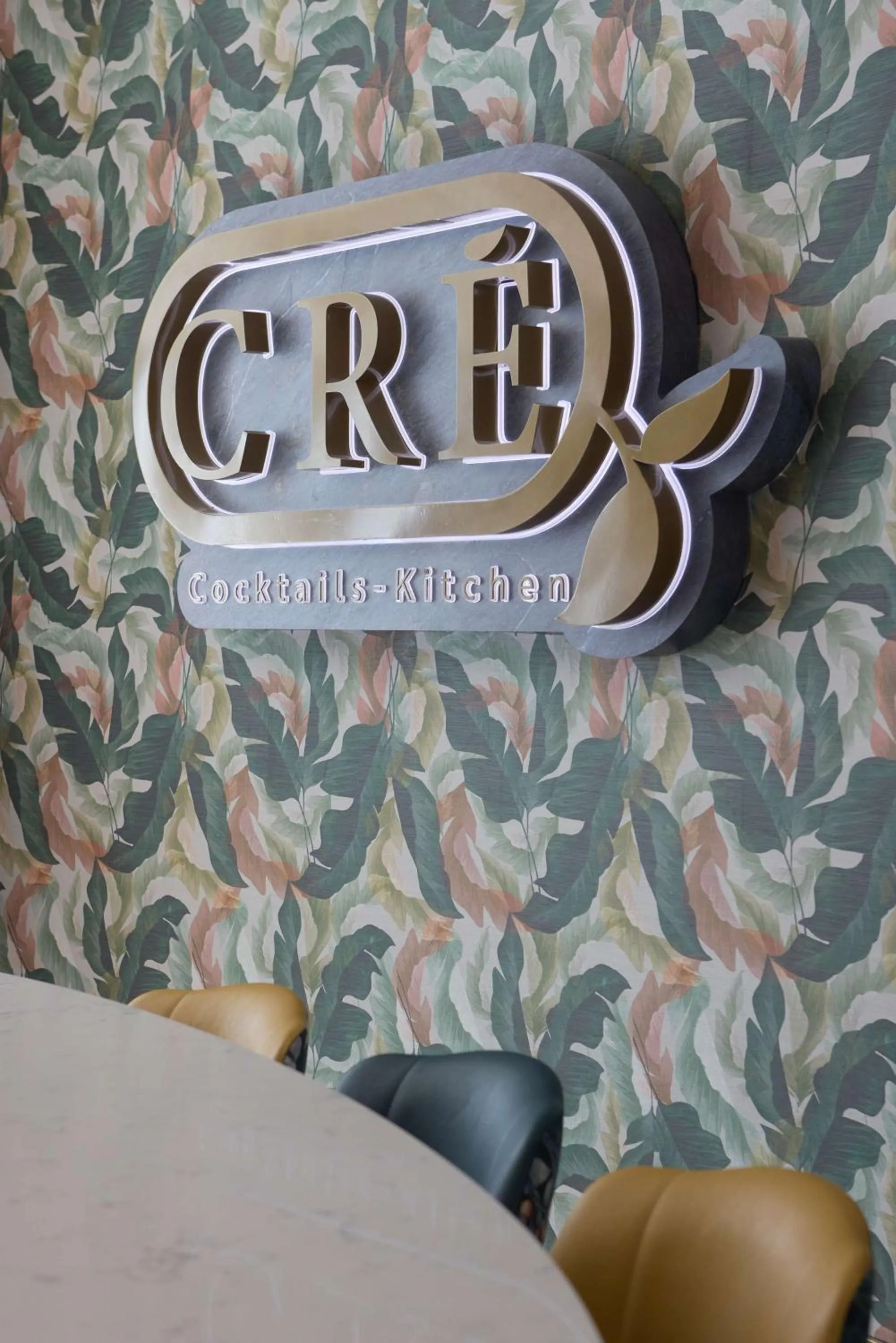 Lounge or bar in DoubleTree by Hilton London Chelsea