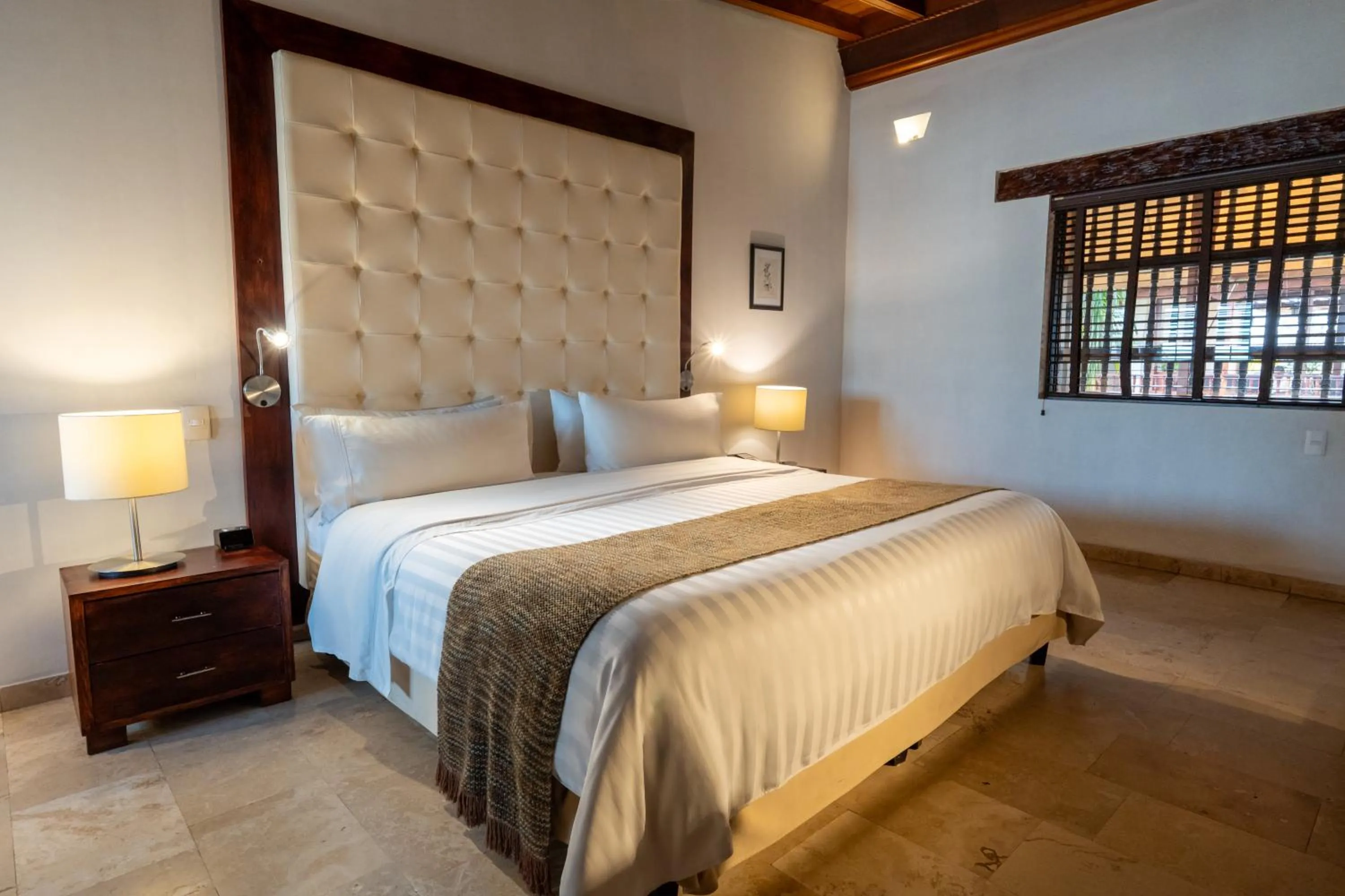 Bed in GHL Collection Armería Real Hotel