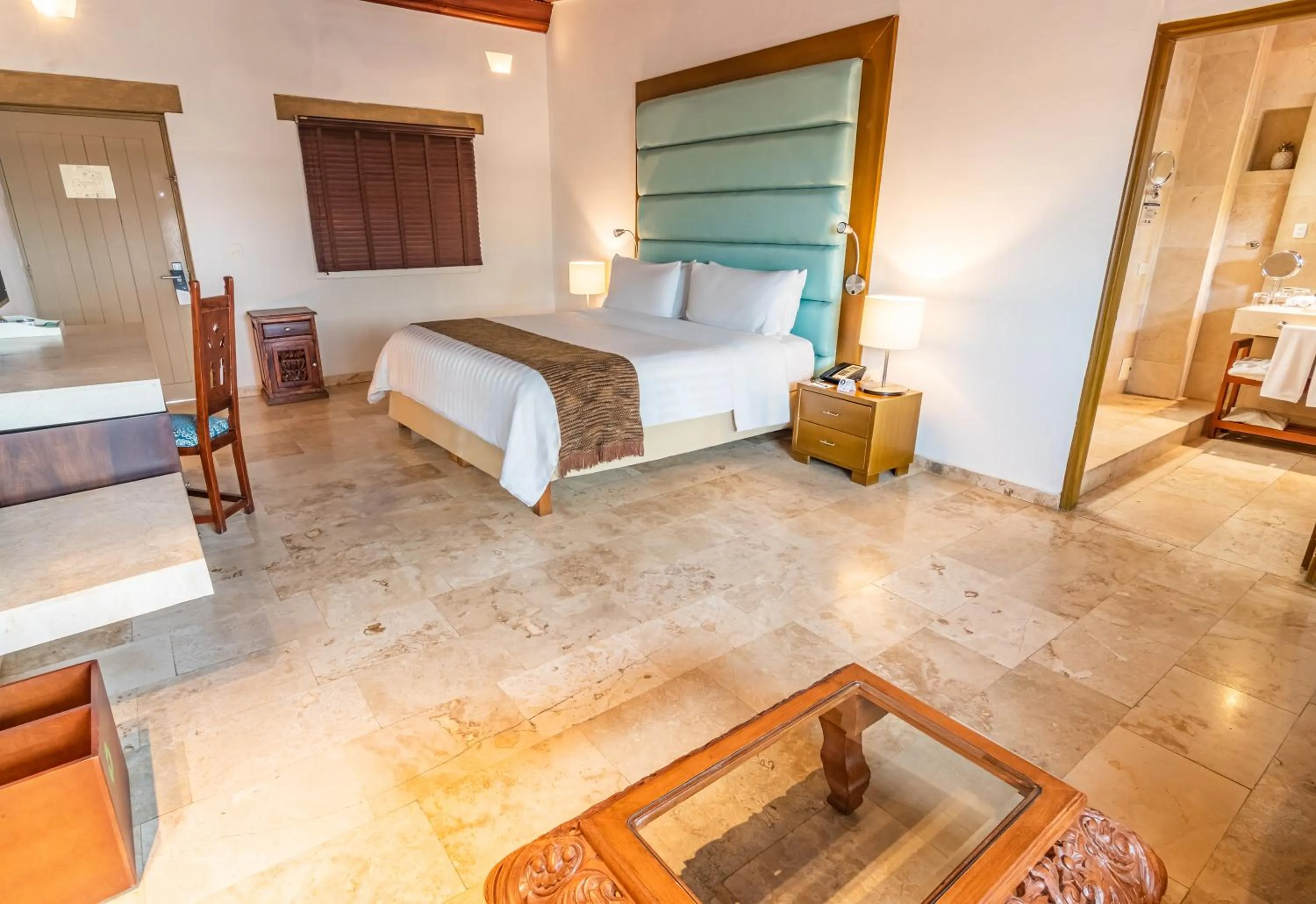 Photo of the whole room, Bed in GHL Collection Armería Real Hotel