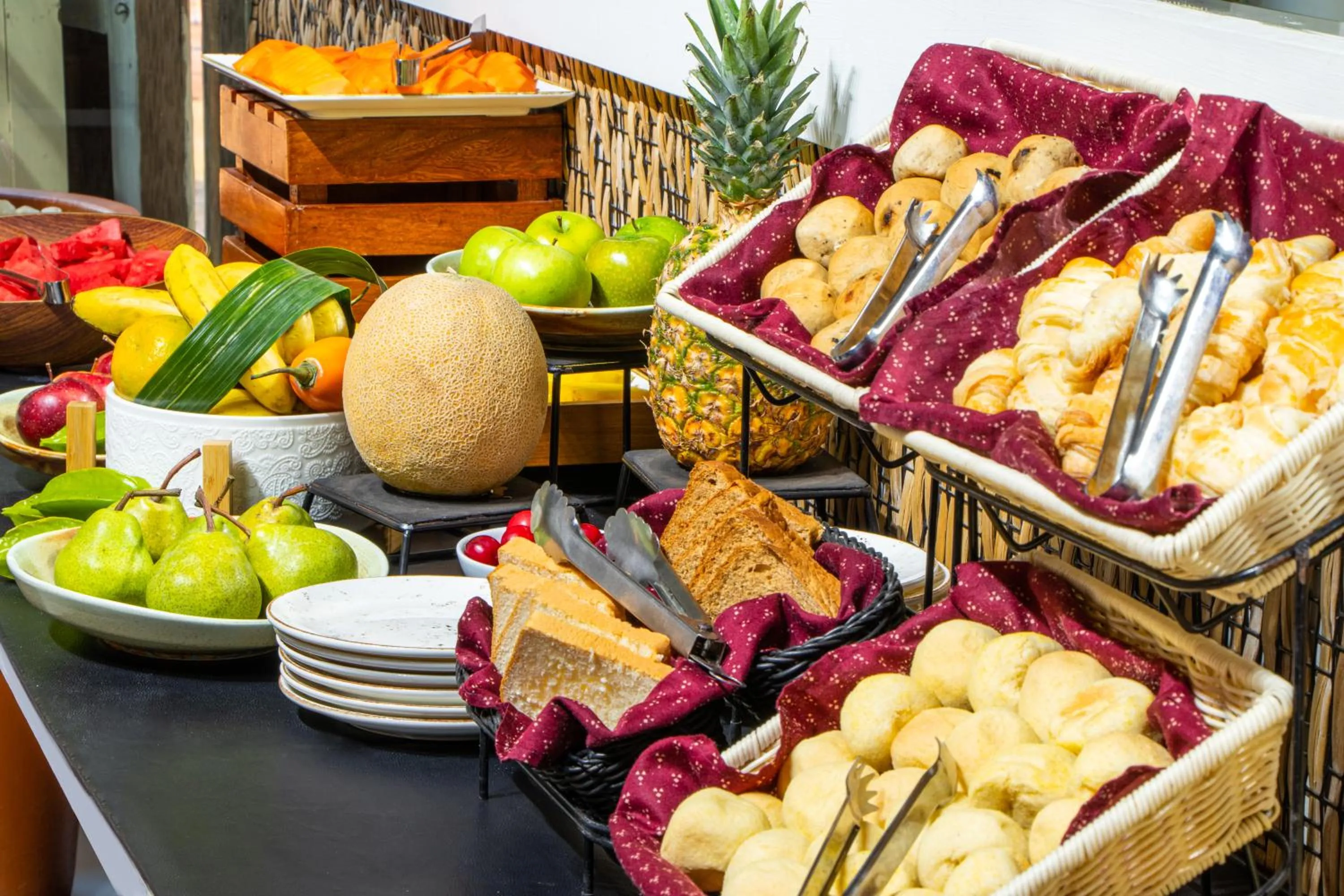 Breakfast in GHL Collection Armería Real Hotel