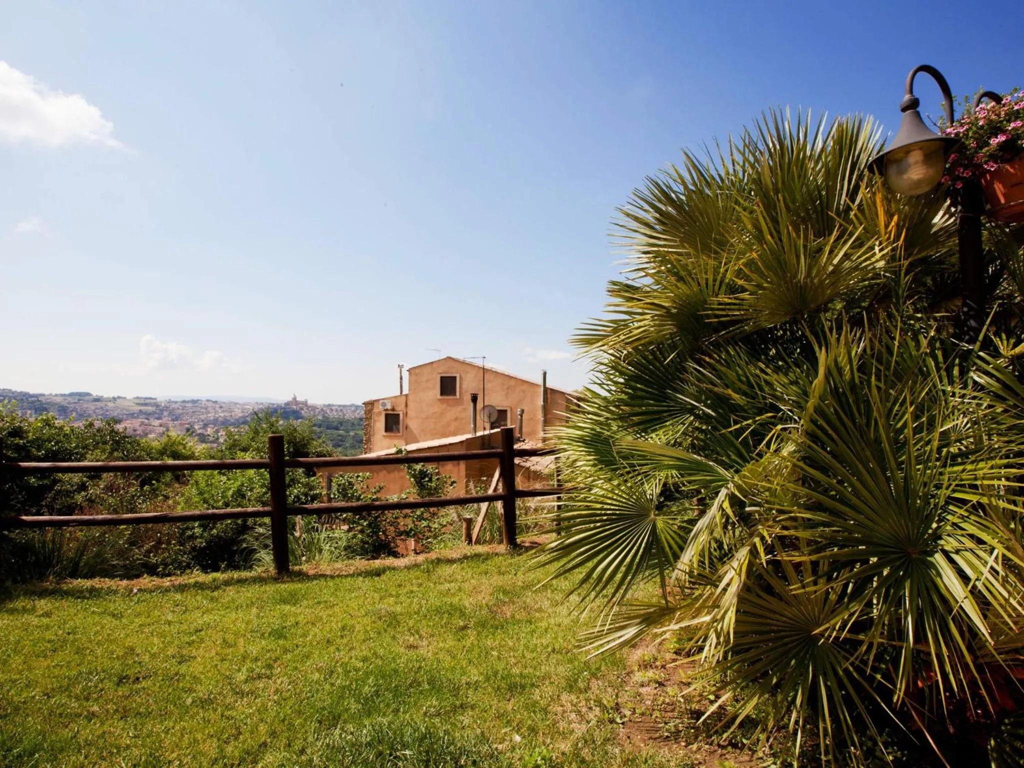 Garden view in Torre di Renda