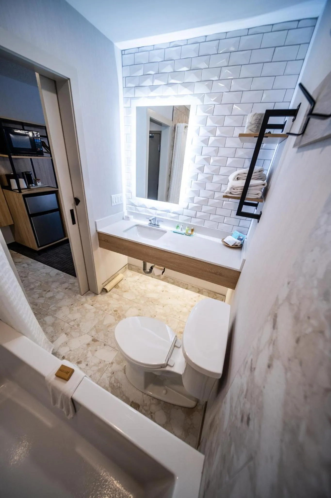 Bathroom in Mountaineer Lodge