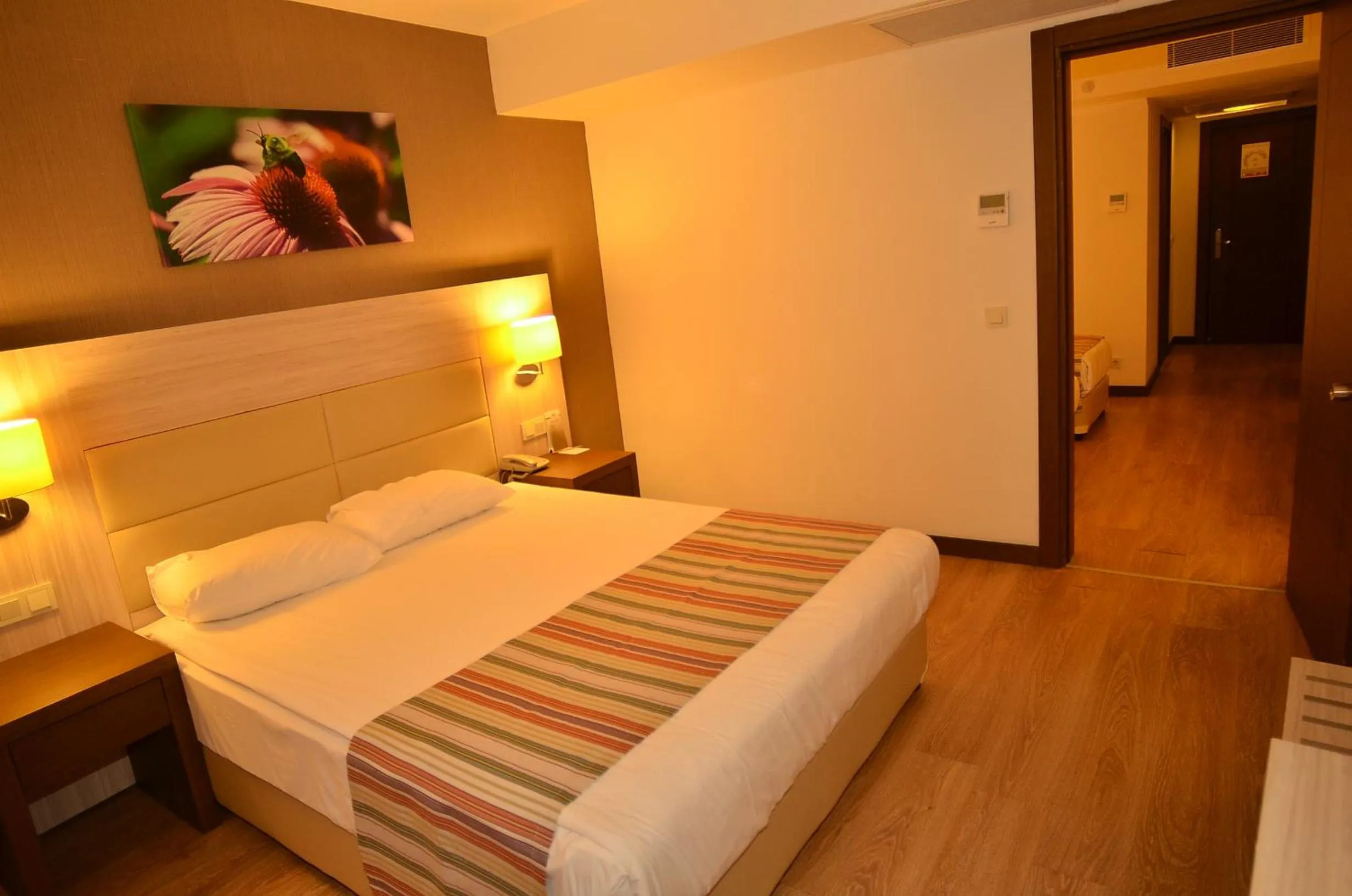 Photo of the whole room, Bed in Side Prenses Resort Hotel & Spa