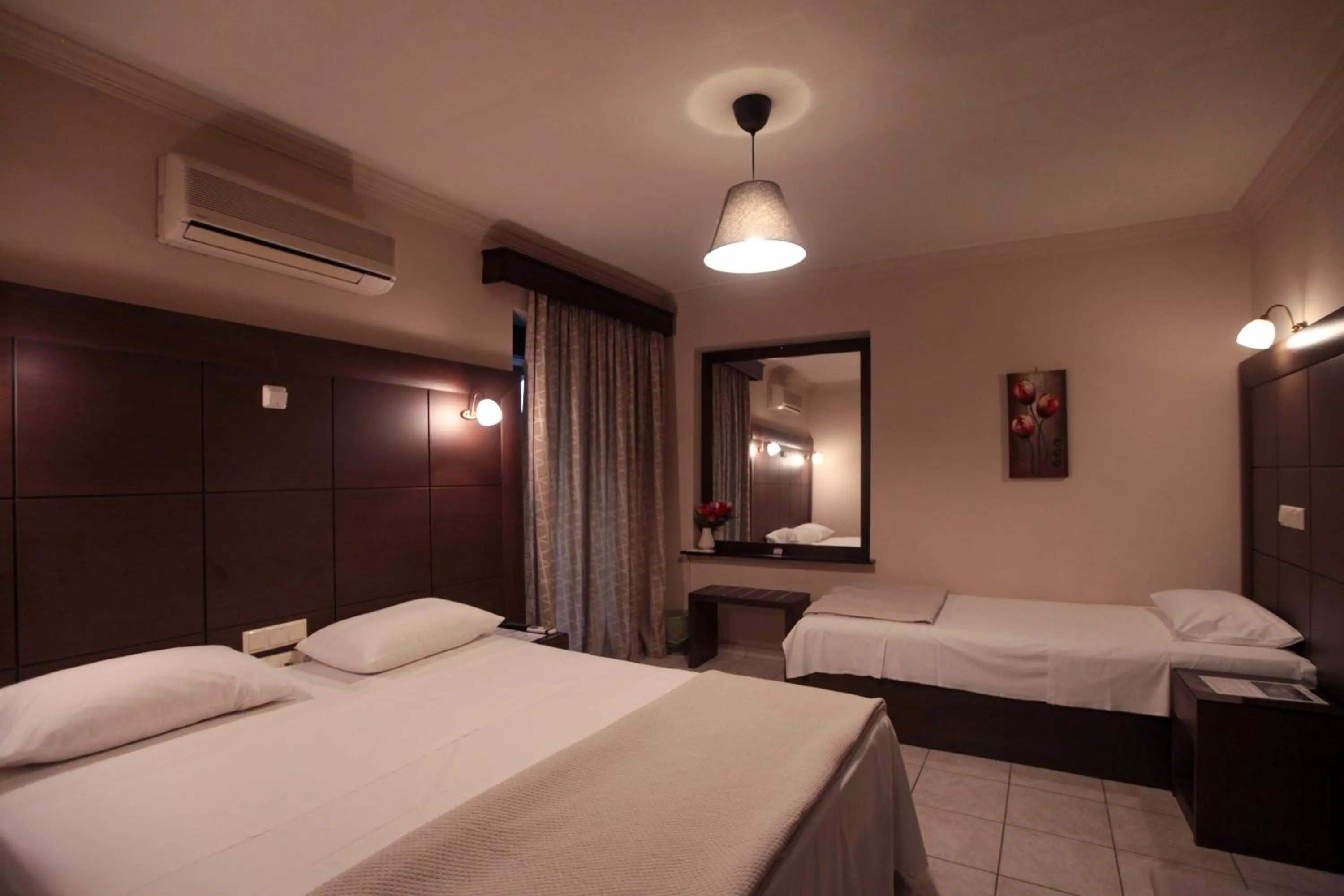 Bed in Hotel Meteora