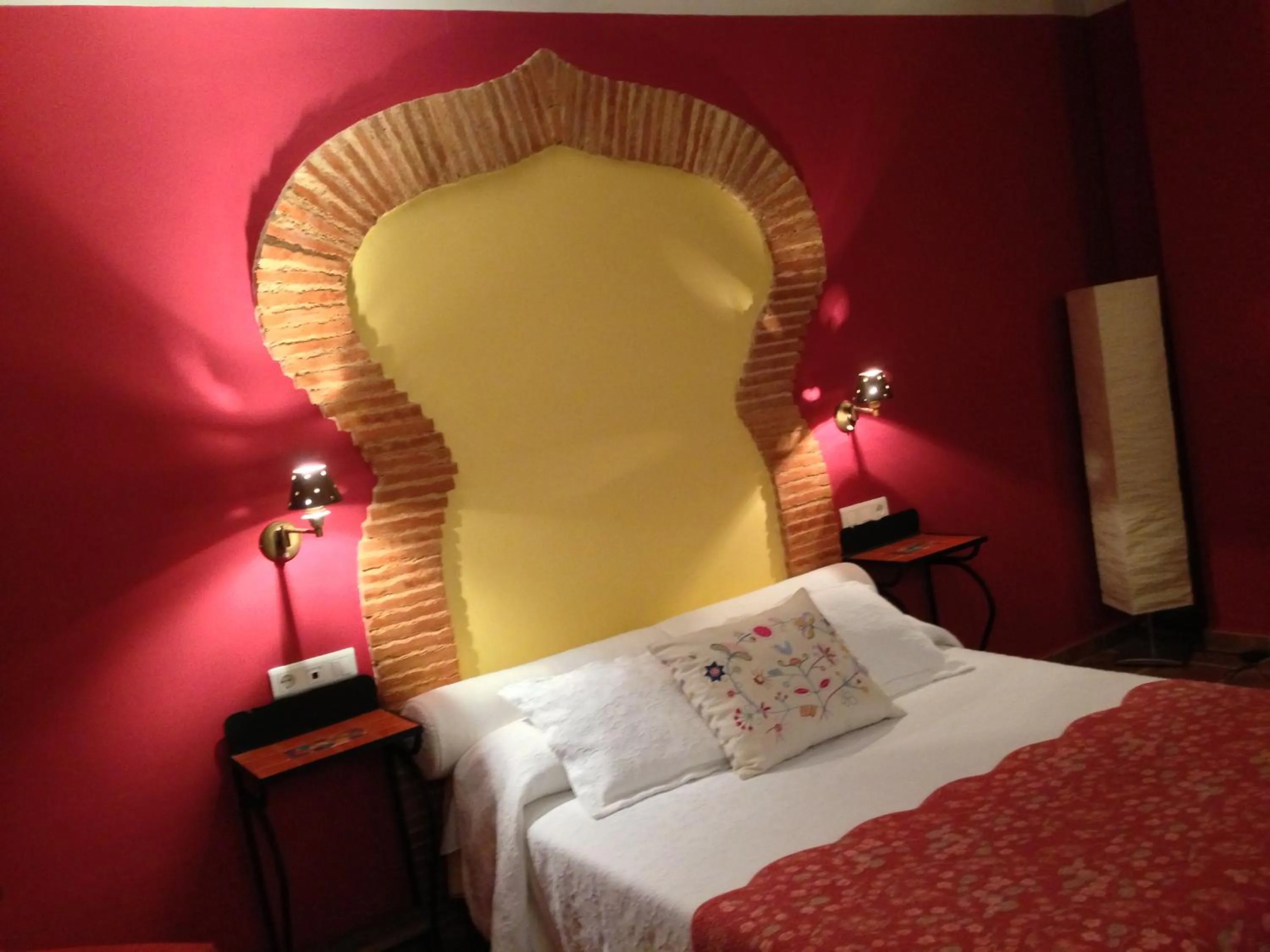 Bed in Sierra Quilama -TOP 3 en Alojamientos-Junto a La ALBERCA