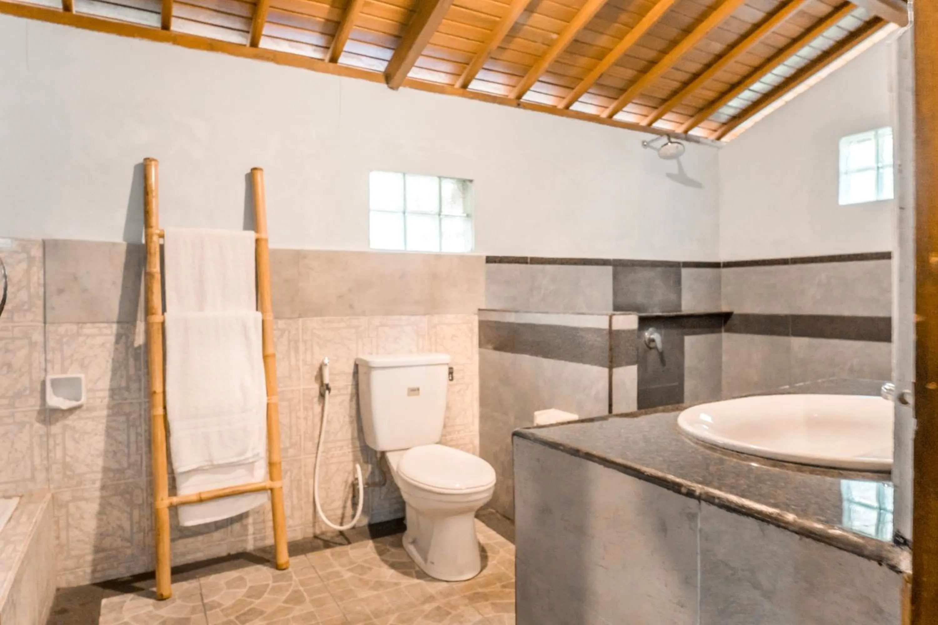 Shower in Sari Bamboo Bungalows