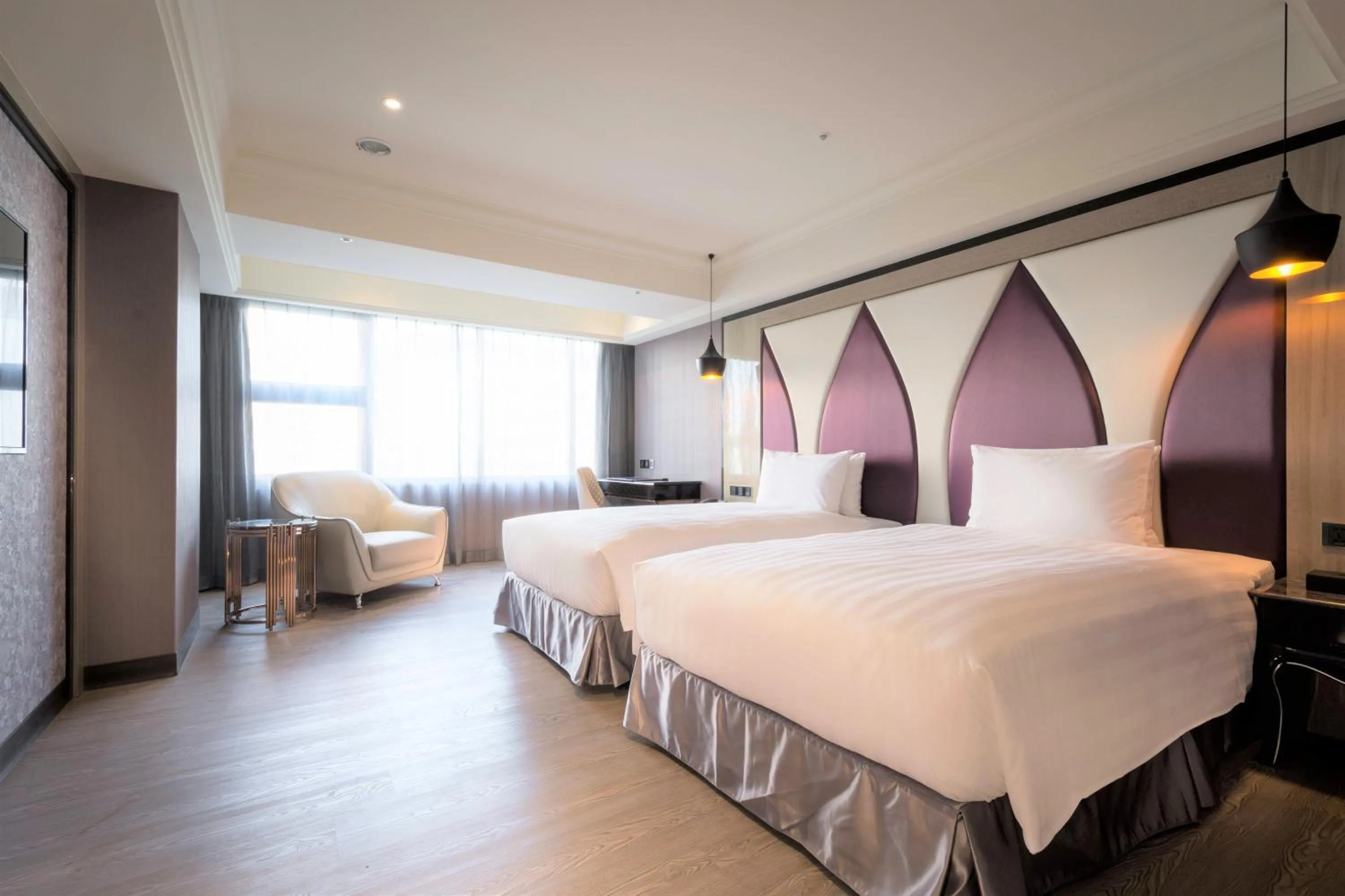 Photo of the whole room, Bed in Sun Hao Hotel Taichung