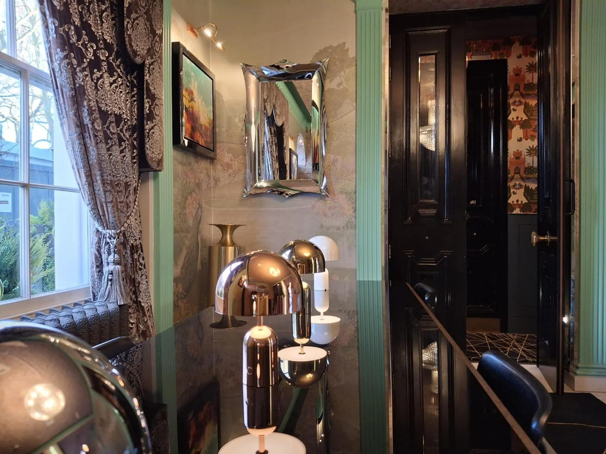 Lounge or bar in The Melville Hotel by Rokxy- Kings Cross