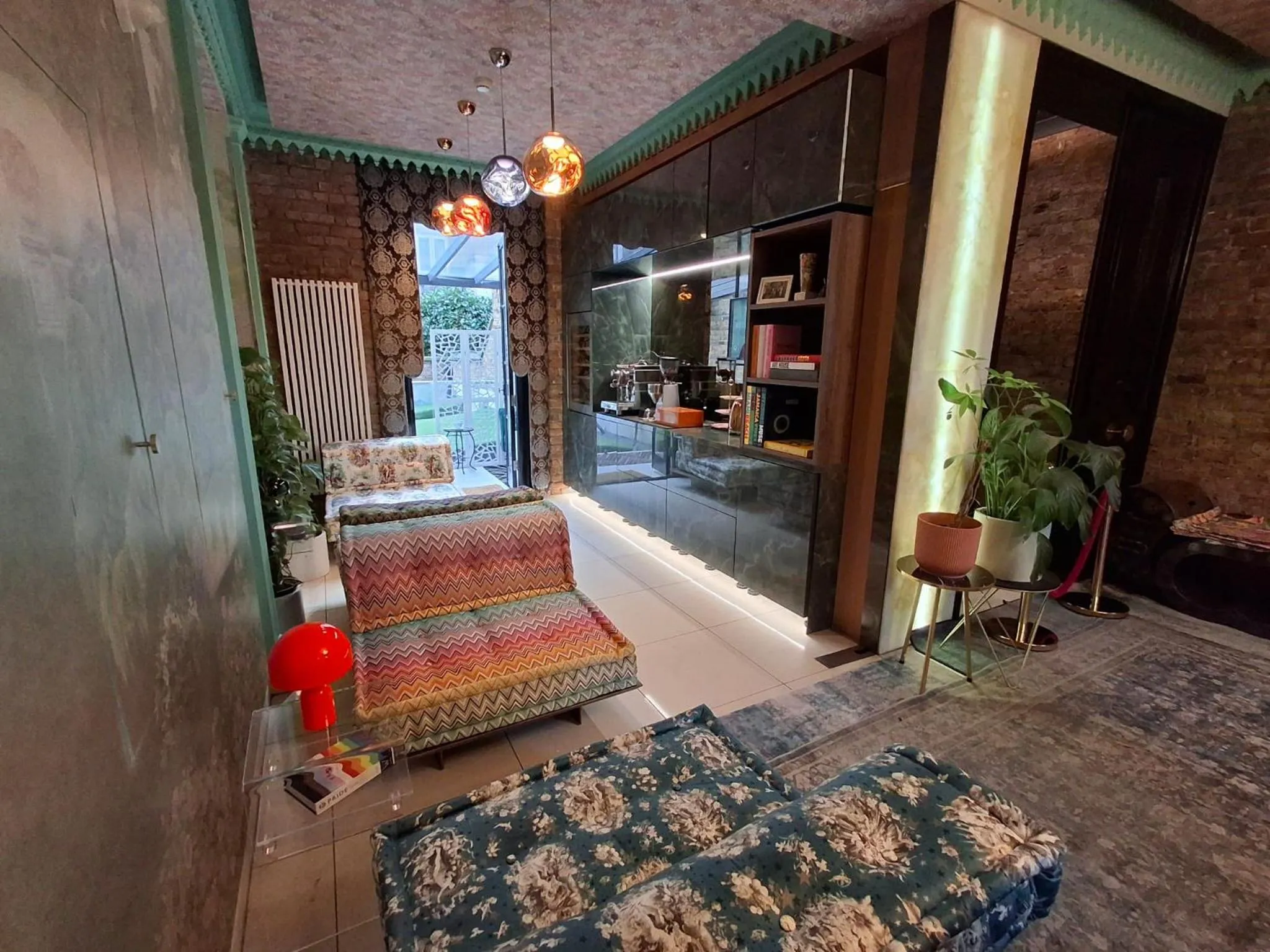 Living room, Bed in The Melville Hotel by Rokxy- Kings Cross