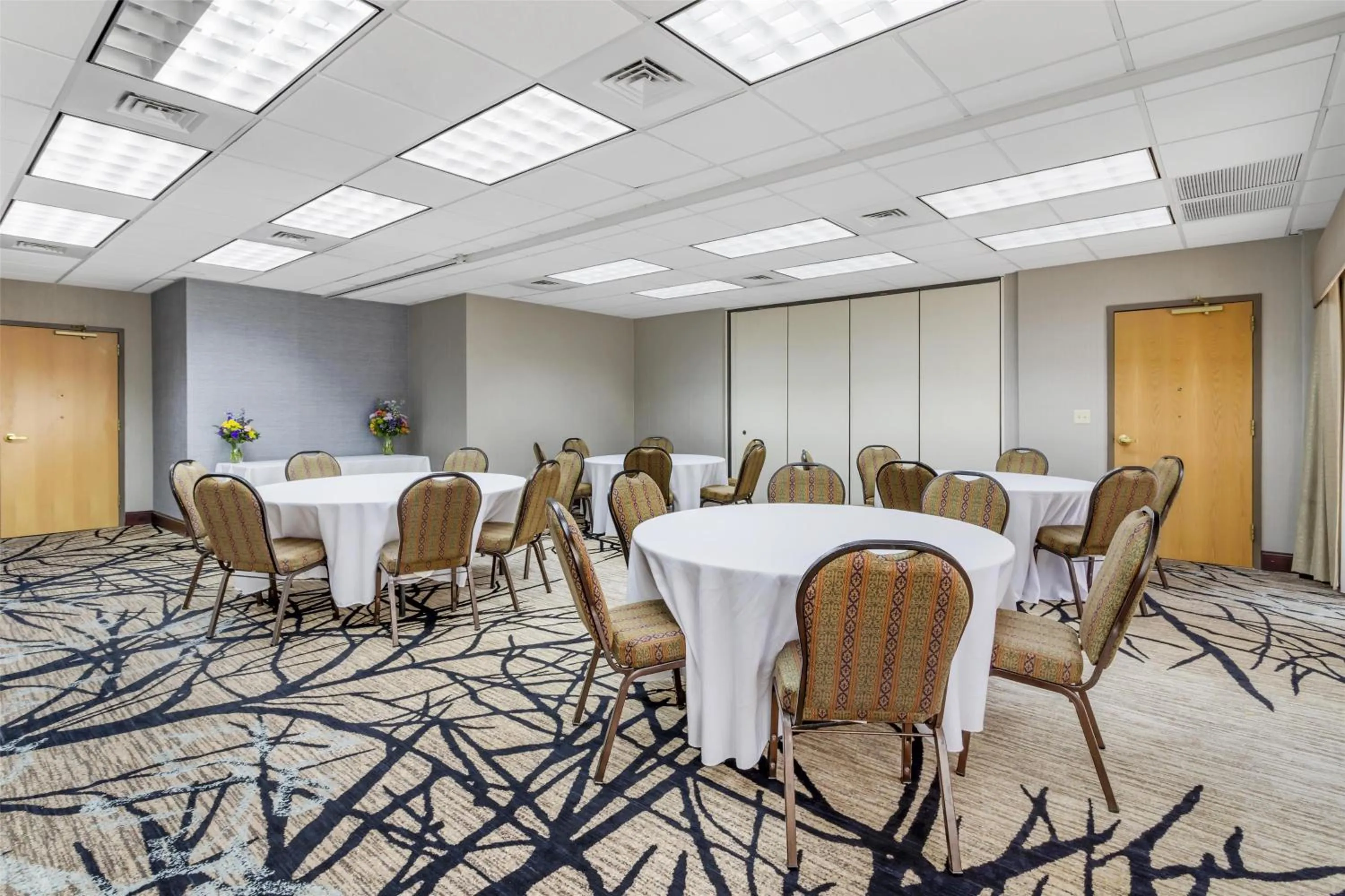 Meeting/conference room in Best Western Plus River Escape Sylva / Dillsboro