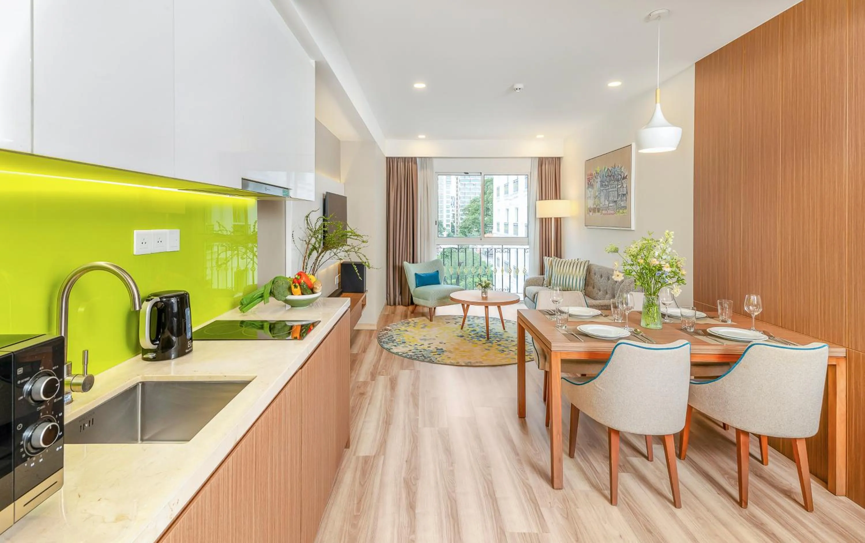 Kitchen or kitchenette in T-Ritz Saigon Hotel & Apartment