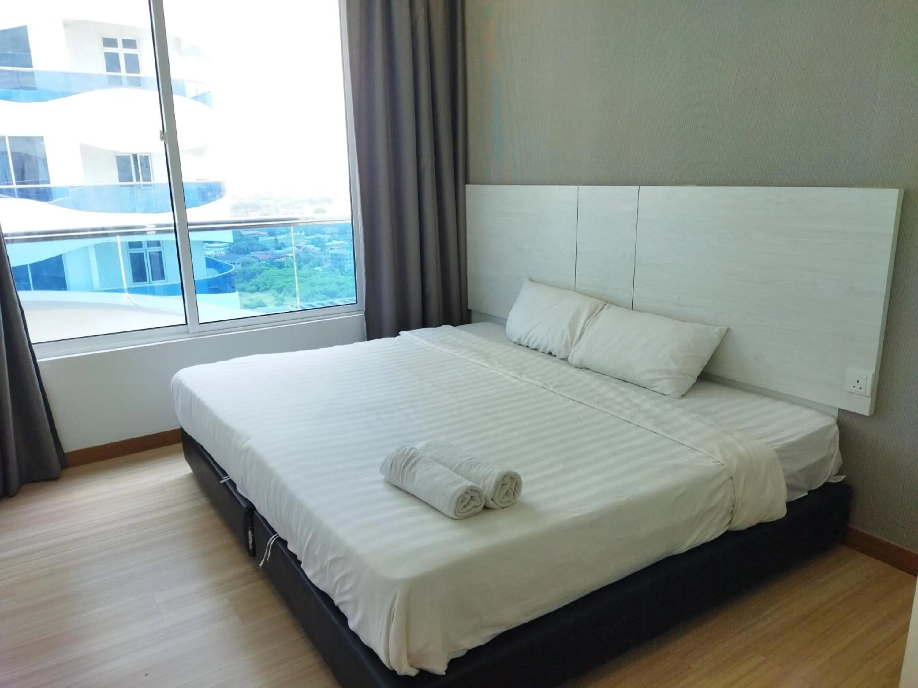 Bed in ExcluSuites Malacca @ The Wave Residence