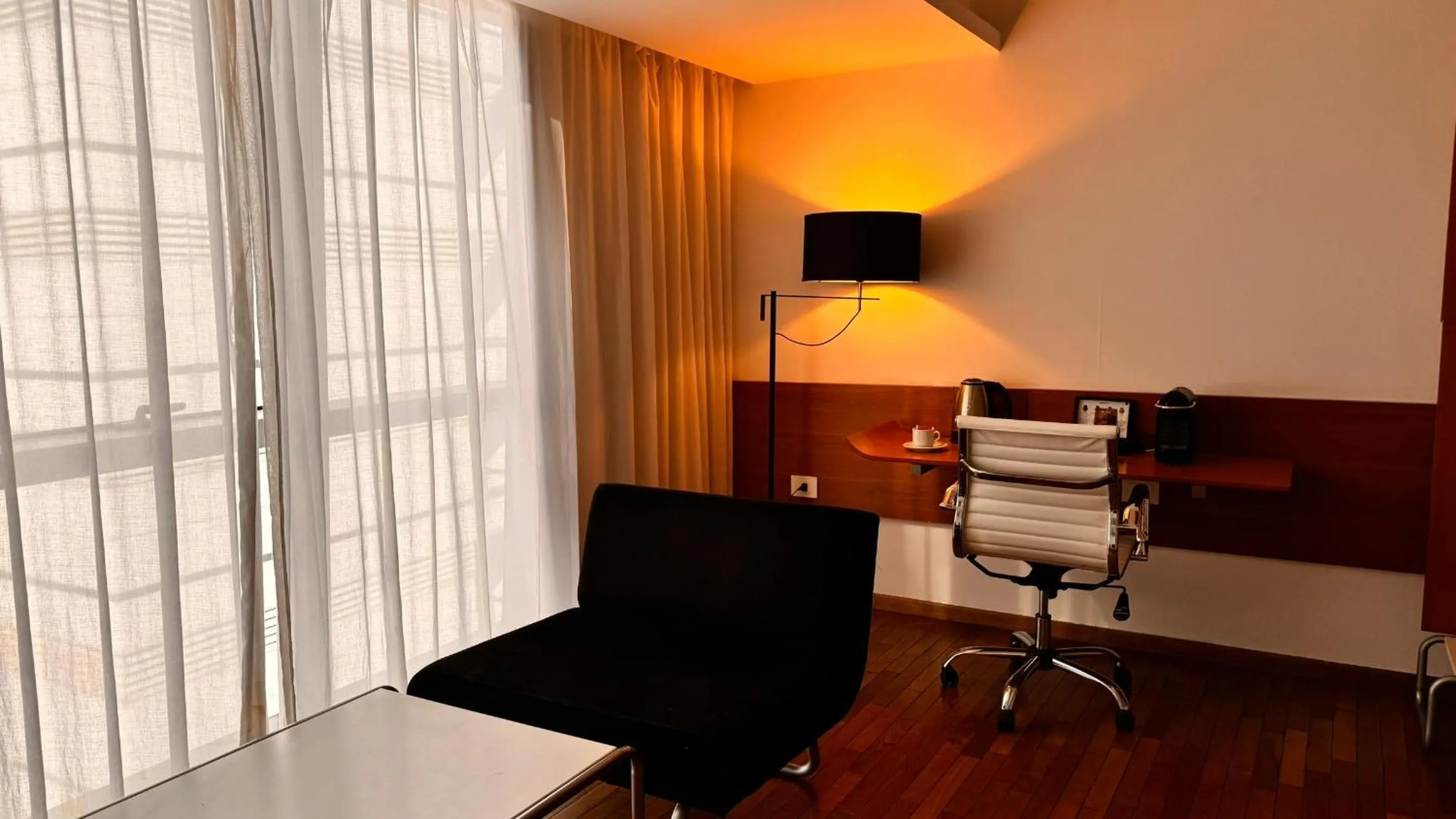 Seating area in Design Suites Buenos Aires