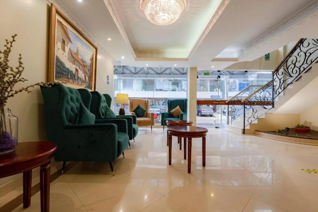 Lobby or reception in Hotel María Luisa