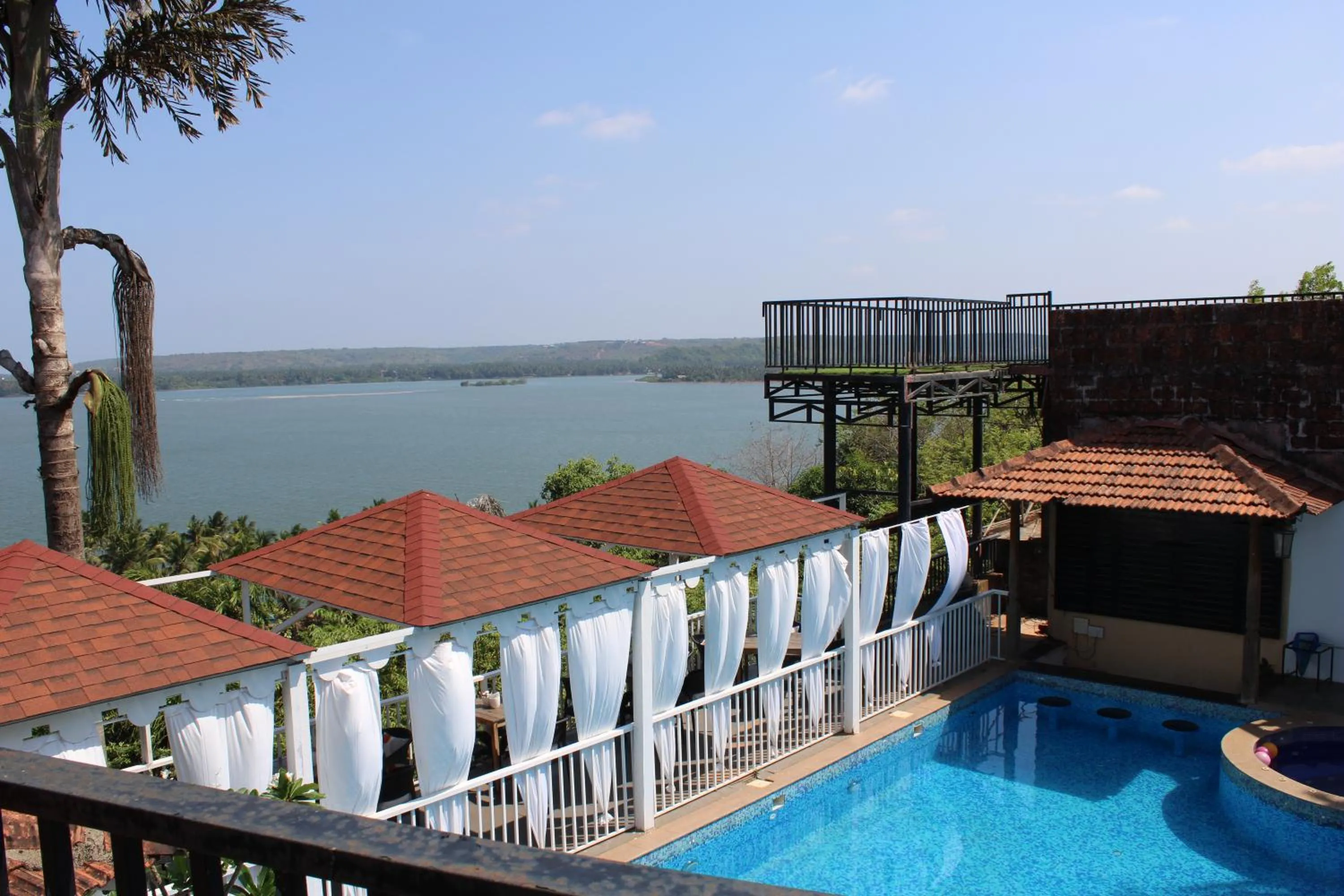 Swimming pool in Raposo Resorts