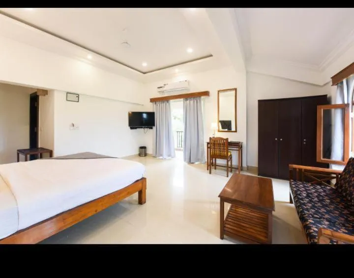 Photo of the whole room, Bed in Raposo Resorts