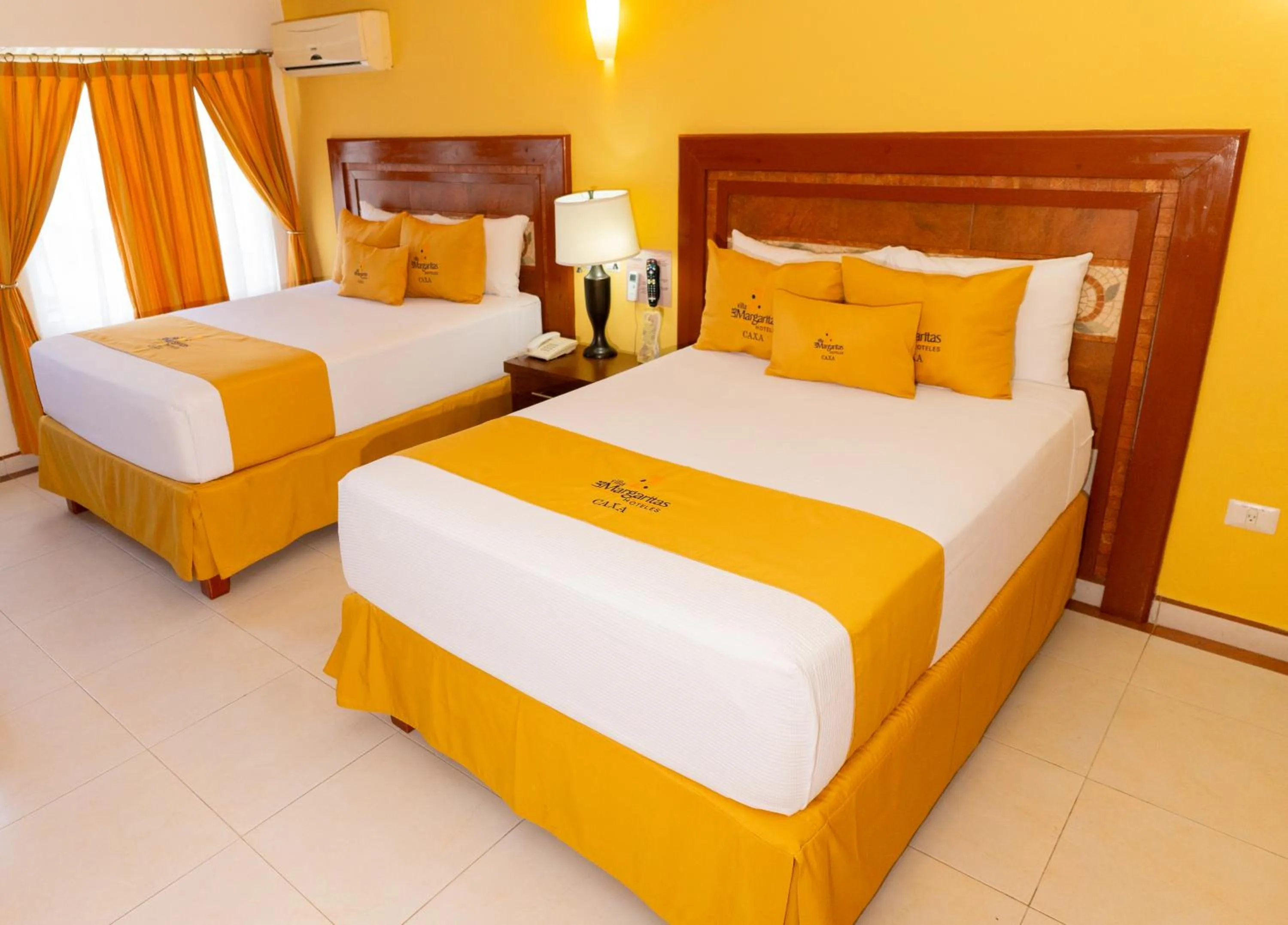 Bed in Villa Las Margaritas Caxa