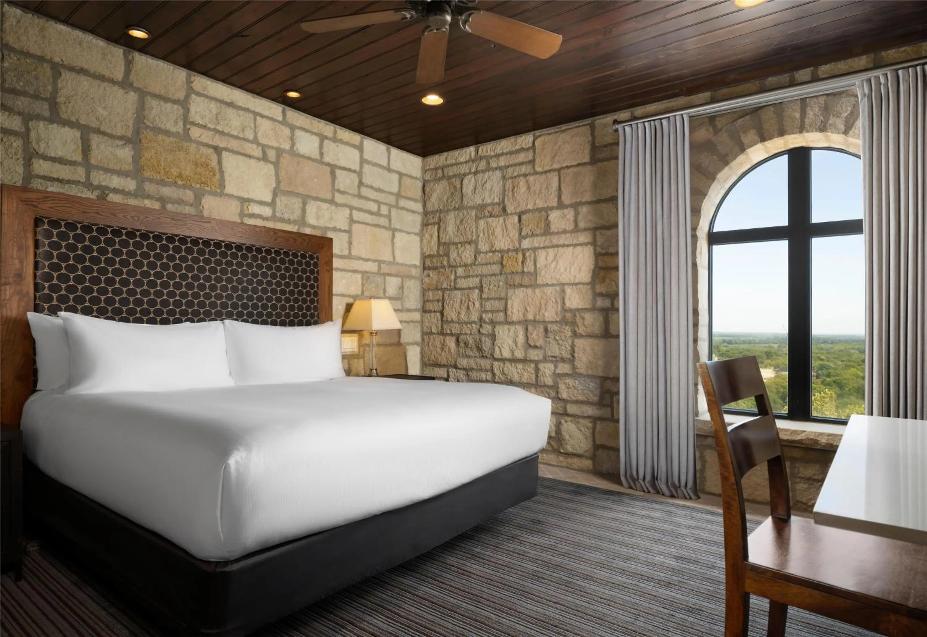 Bed in The Oread Lawrence, Tapestry Collection by Hilton