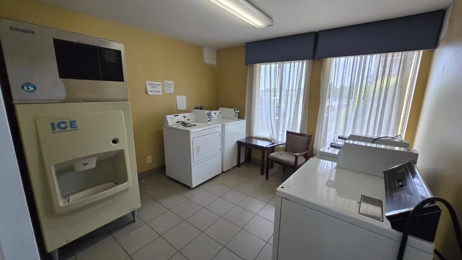 laundry in Copley Inn & Suites By OYO Akron OH