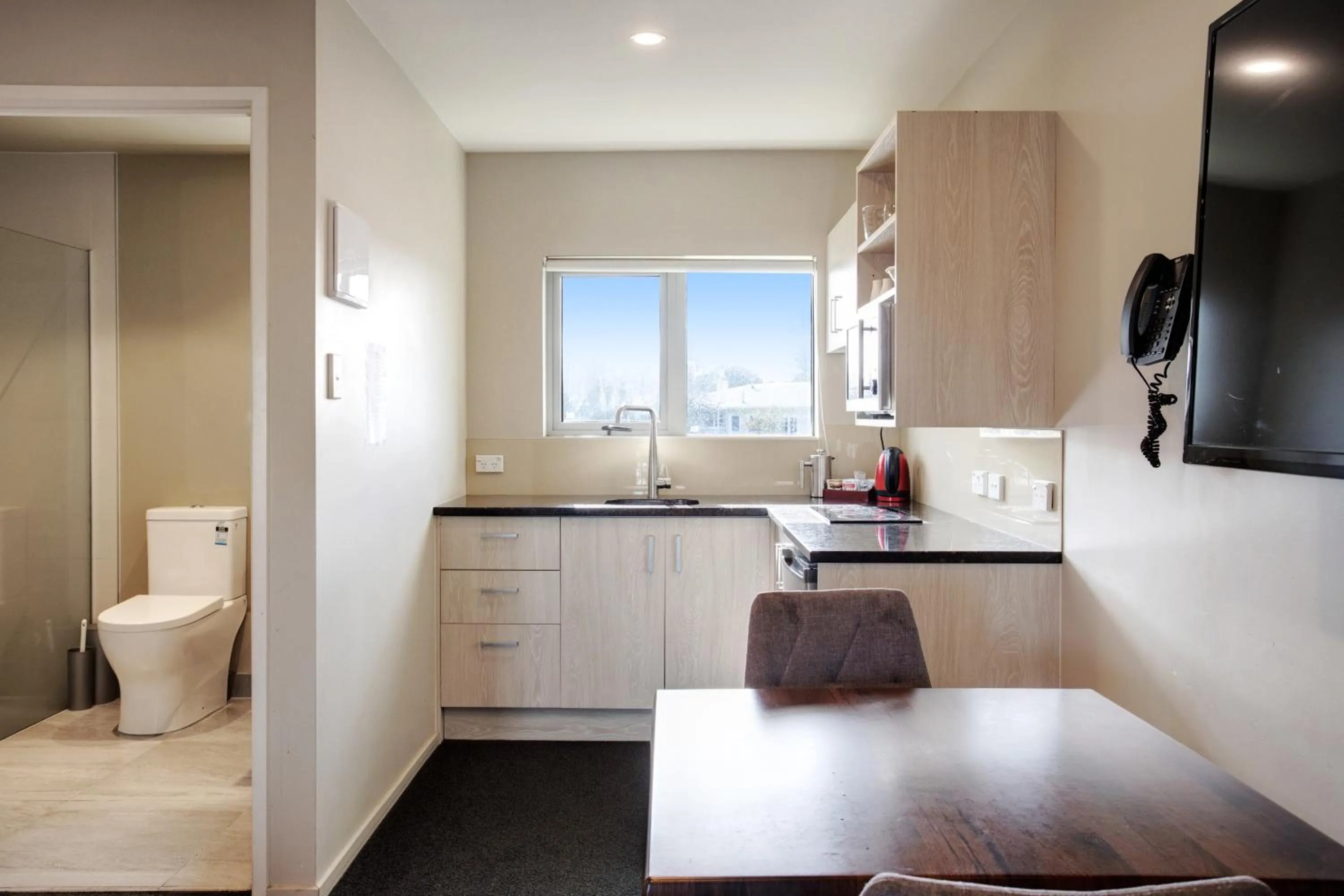 Ellerslie Palms Motel