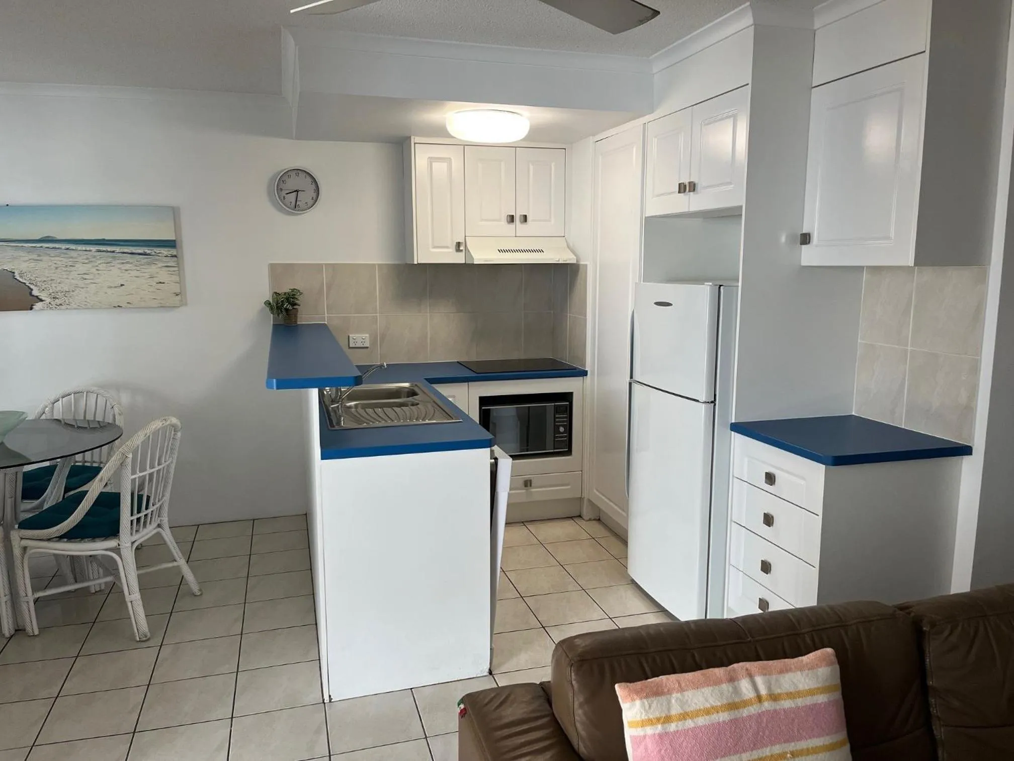 Kitchen or kitchenette in The Burlington Holiday Apartments