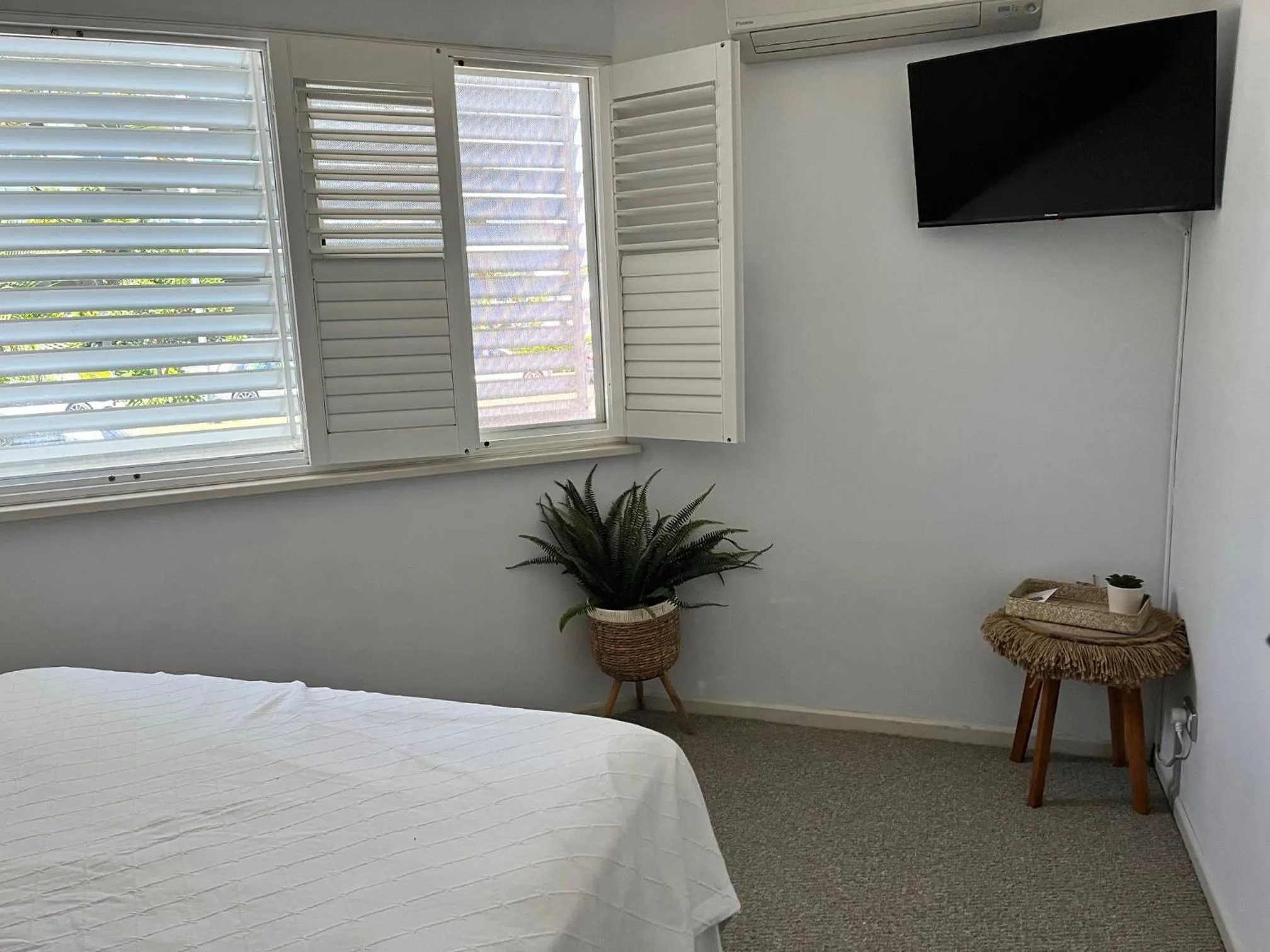 Bed in The Burlington Holiday Apartments