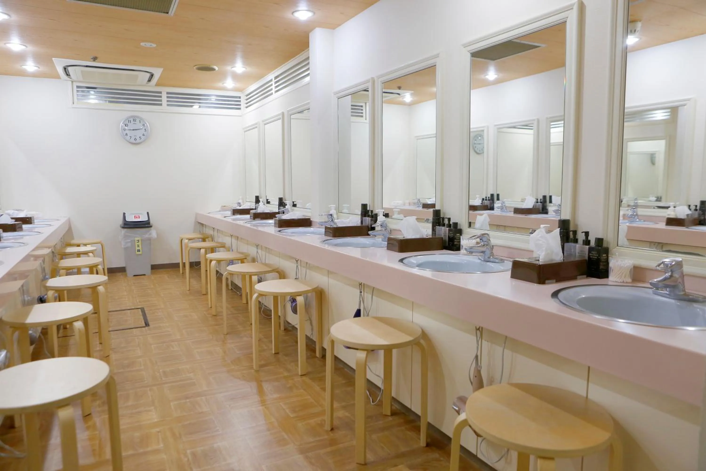 Bathroom in Shinjuku Kuyakusho-mae Capsule Hotel