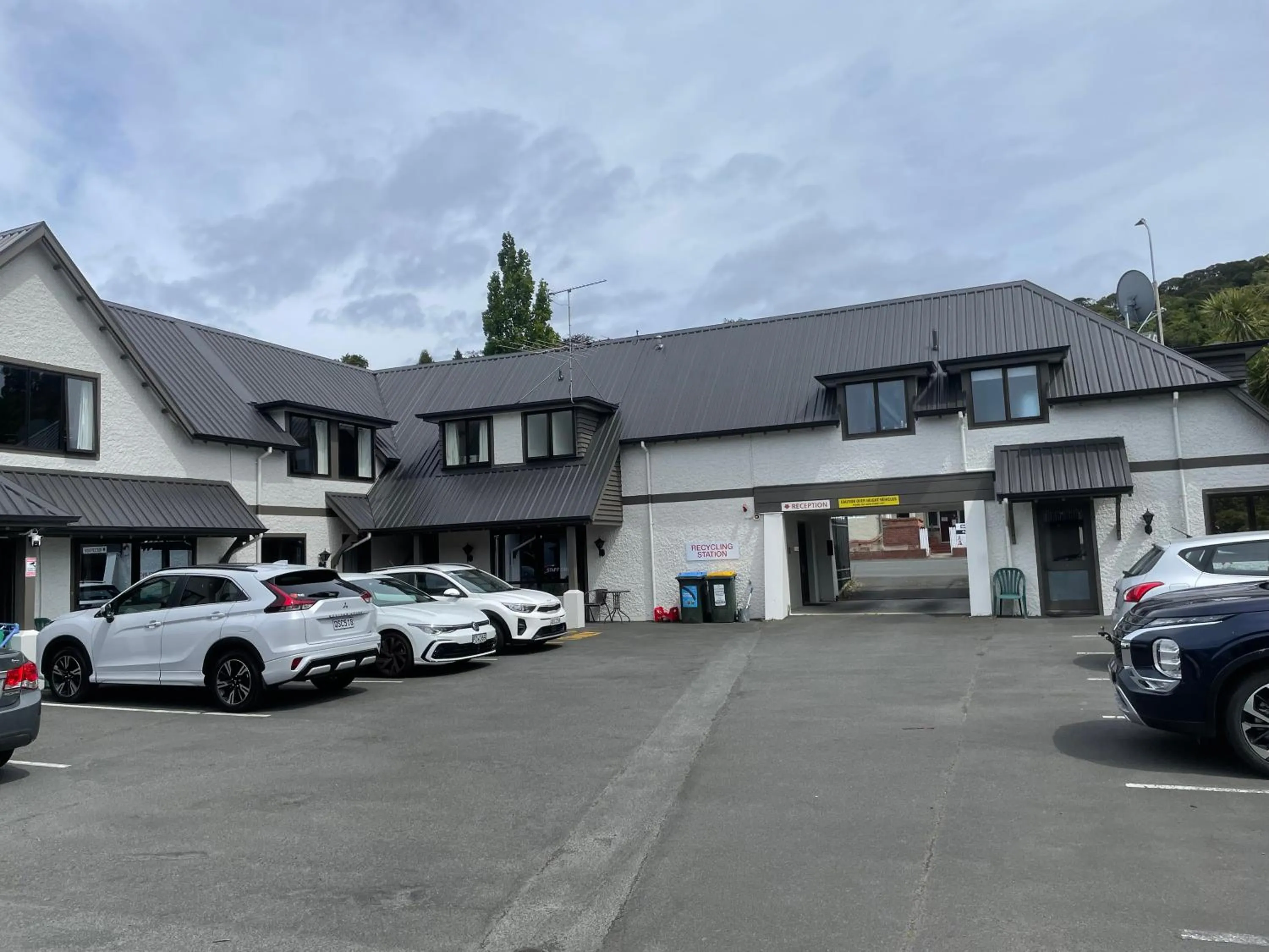 Property building in Allan Court Motel