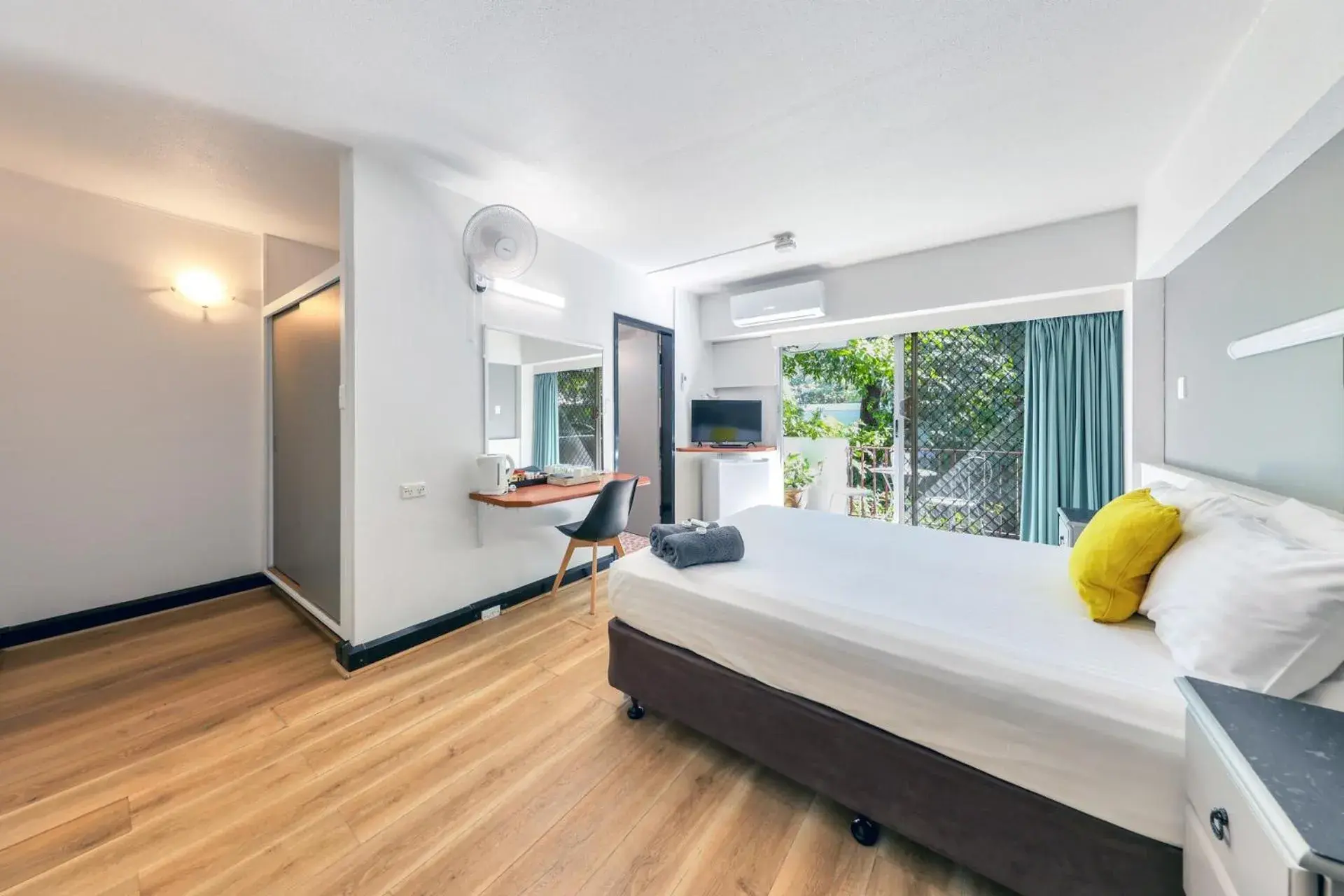 Queen Room in Paravista Motel Queen Room in Paravista Motel