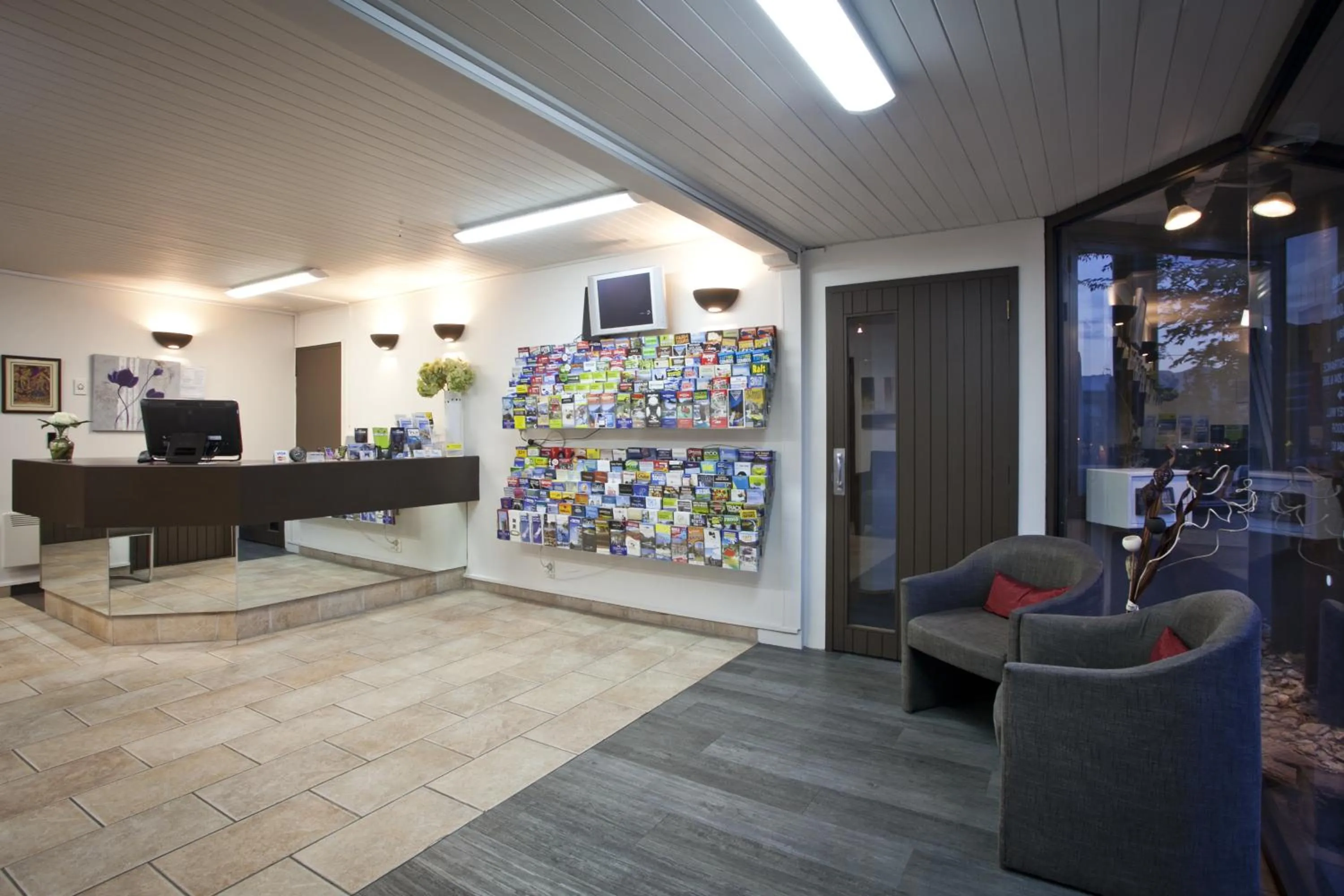 TV and multimedia in The Lofts Apartments