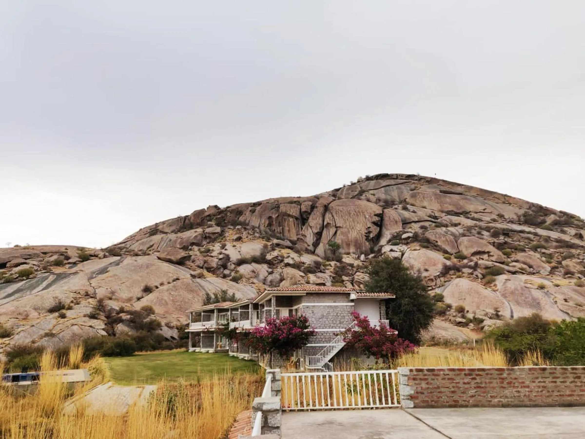 Hiking in Jawai Resort