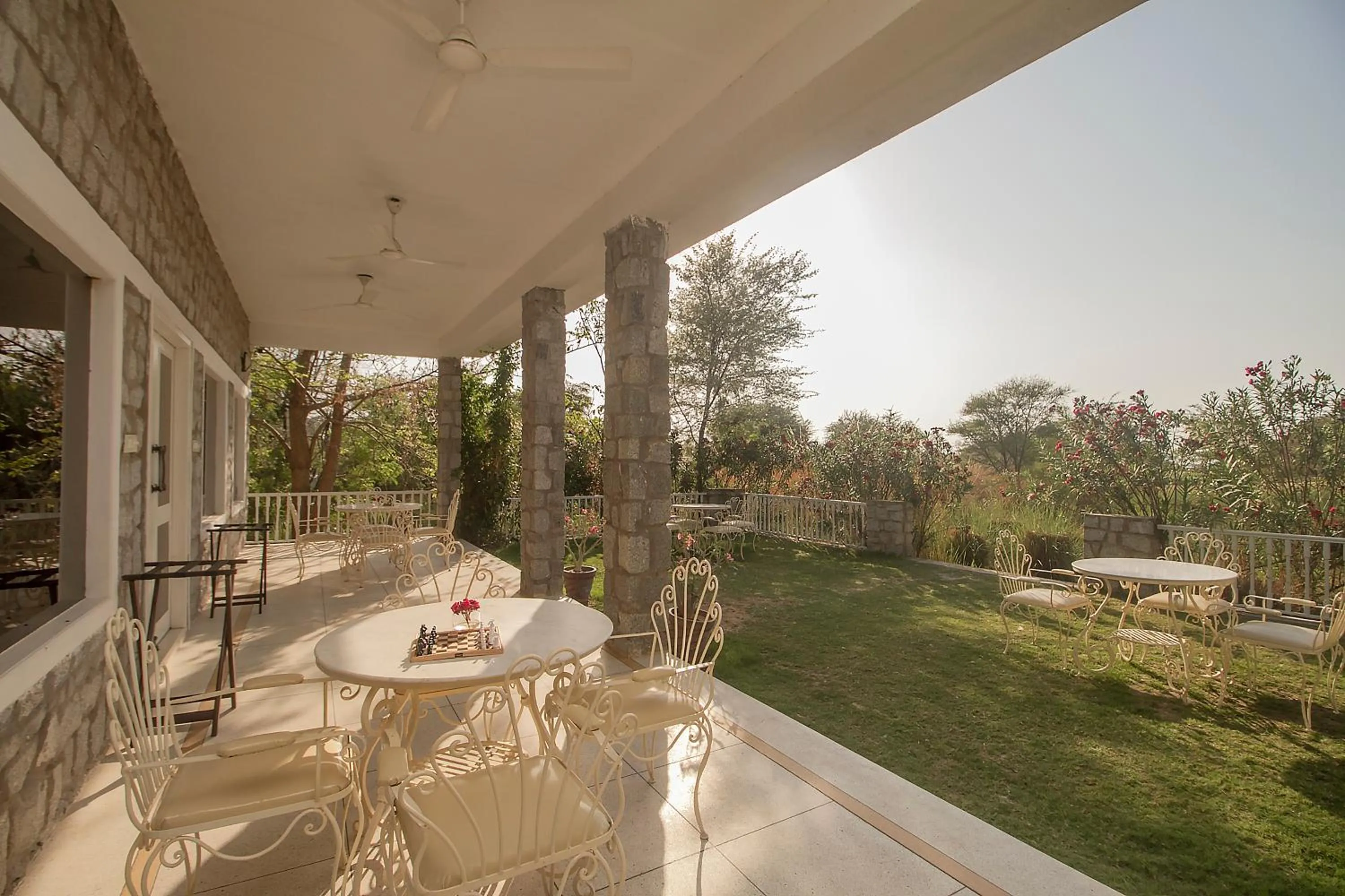 Restaurant/places to eat in Jawai Resort